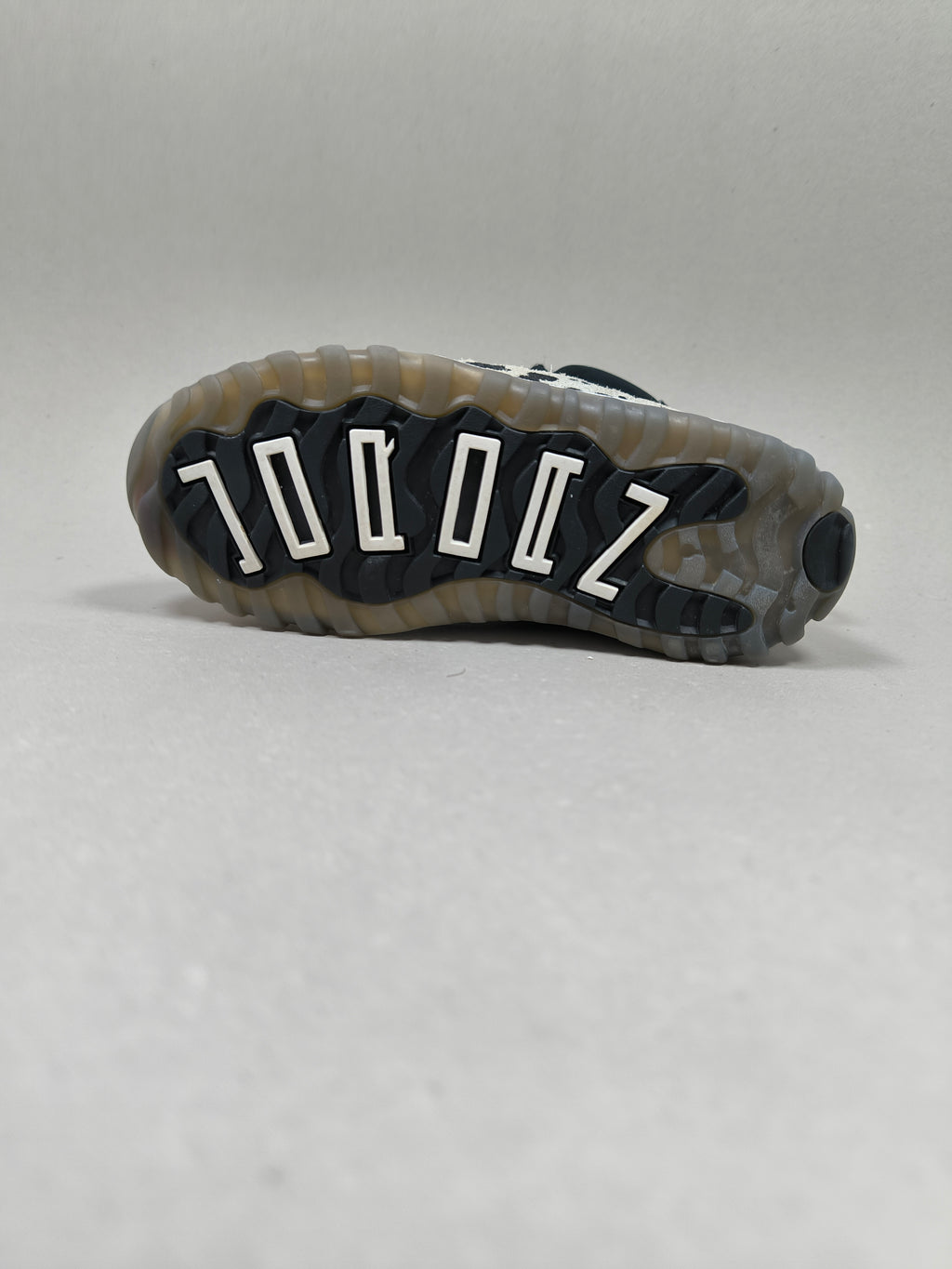 Nike Air Jordan 11 . Size : EUR  27 | Excellent+