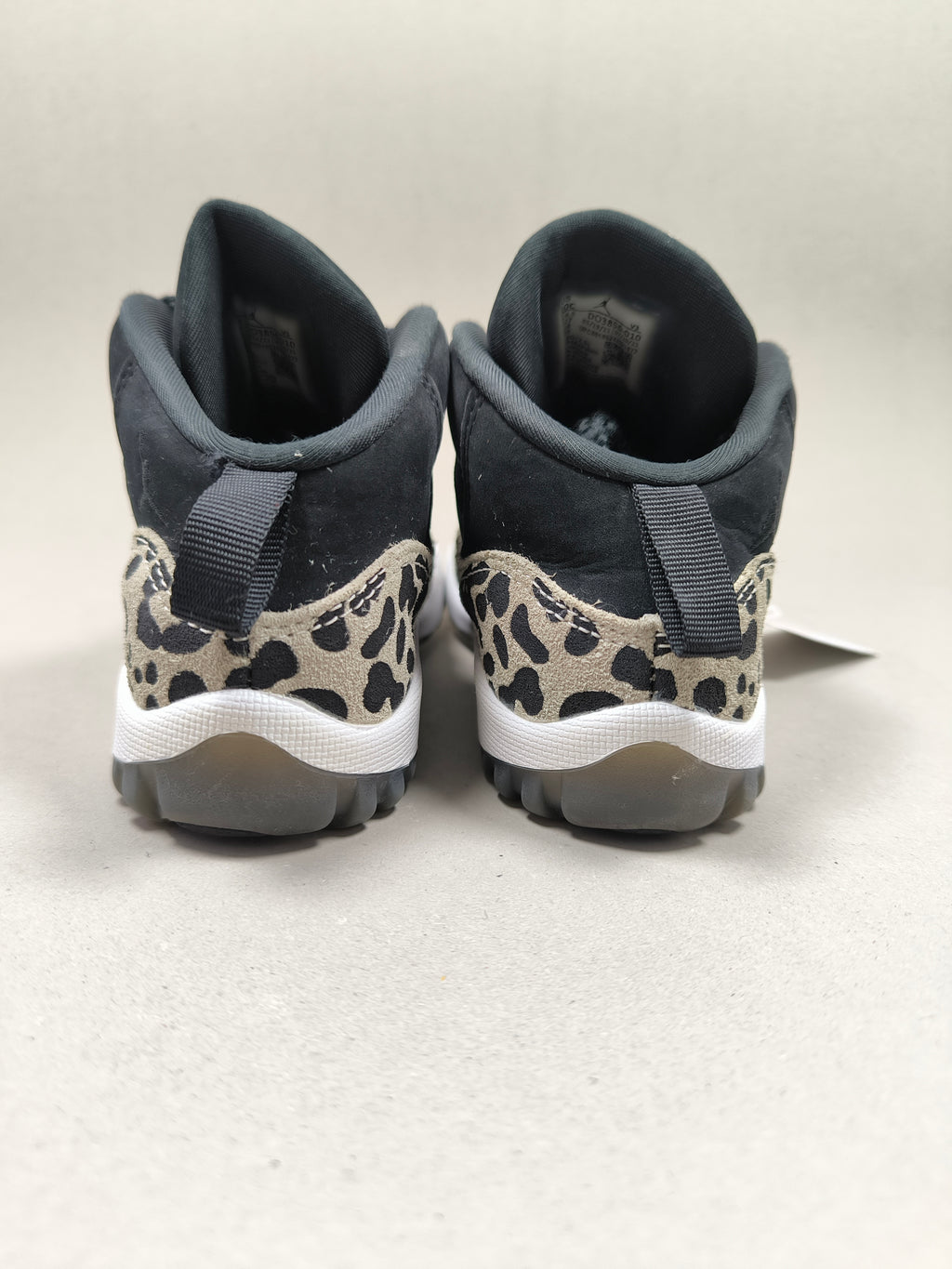 Nike Air Jordan 11 . Size : EUR  27 | Excellent+