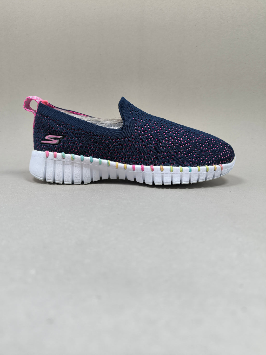 Skechers Go Walk Smart . Size : EUR  30| Premium+