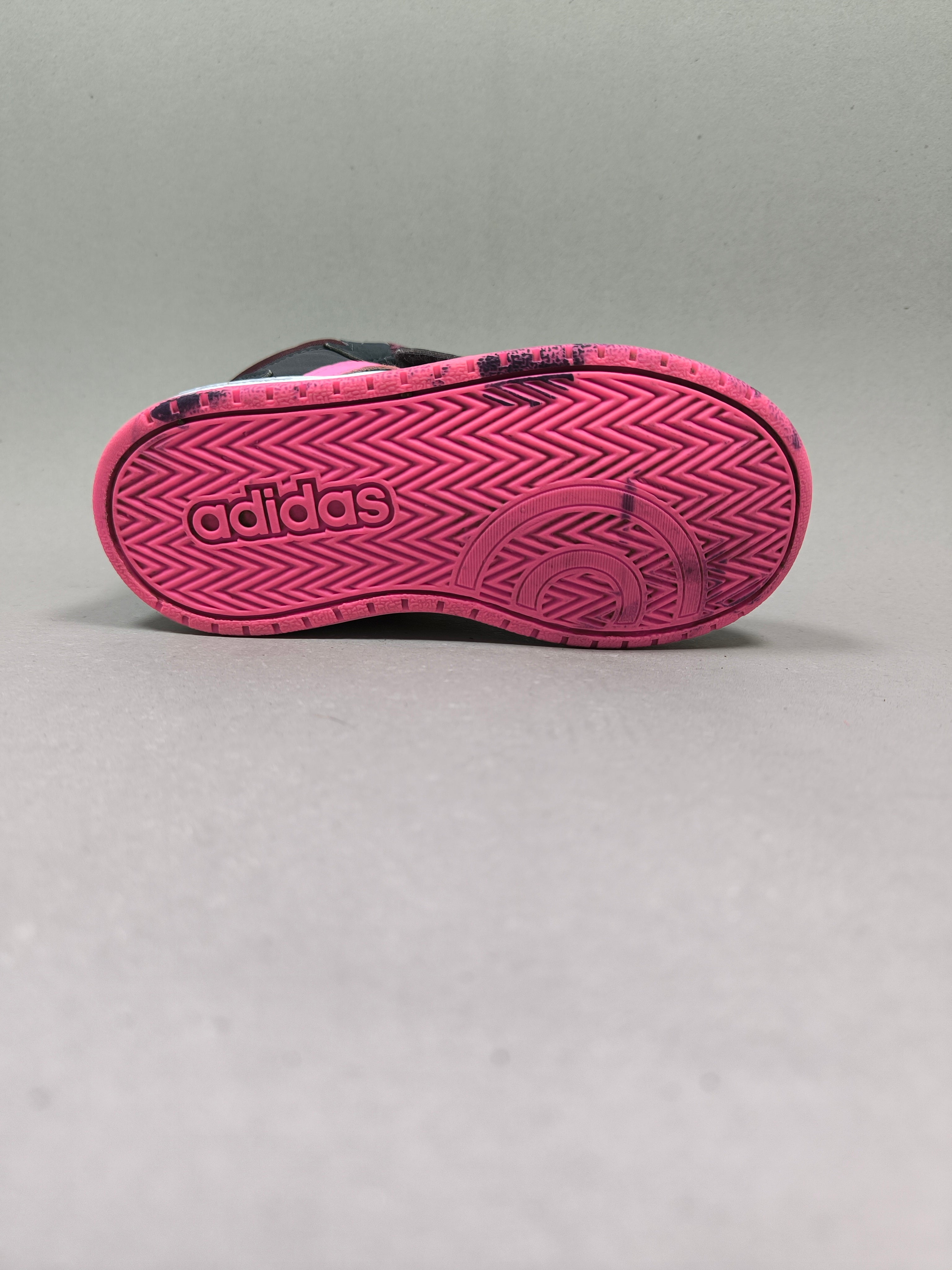 Adidas Hoops . Size : EUR  27 | Excellent