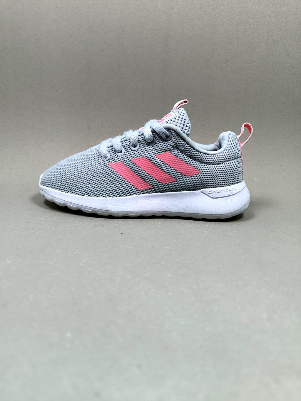 Adidas Lite Racer . Size : EUR  30| Excellent+
