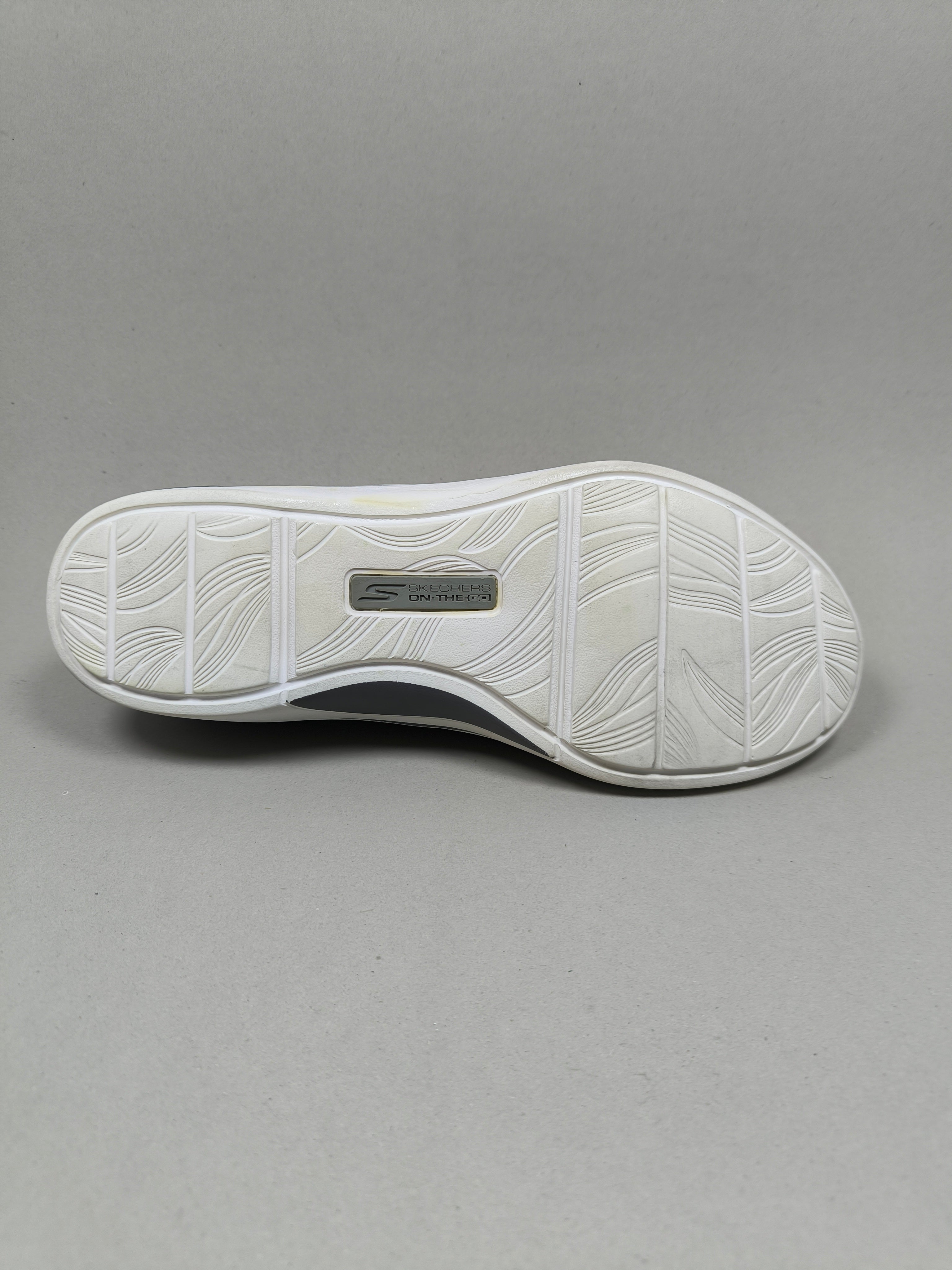 Skechers Arch Fit . Size : EUR  37 | Excellent+