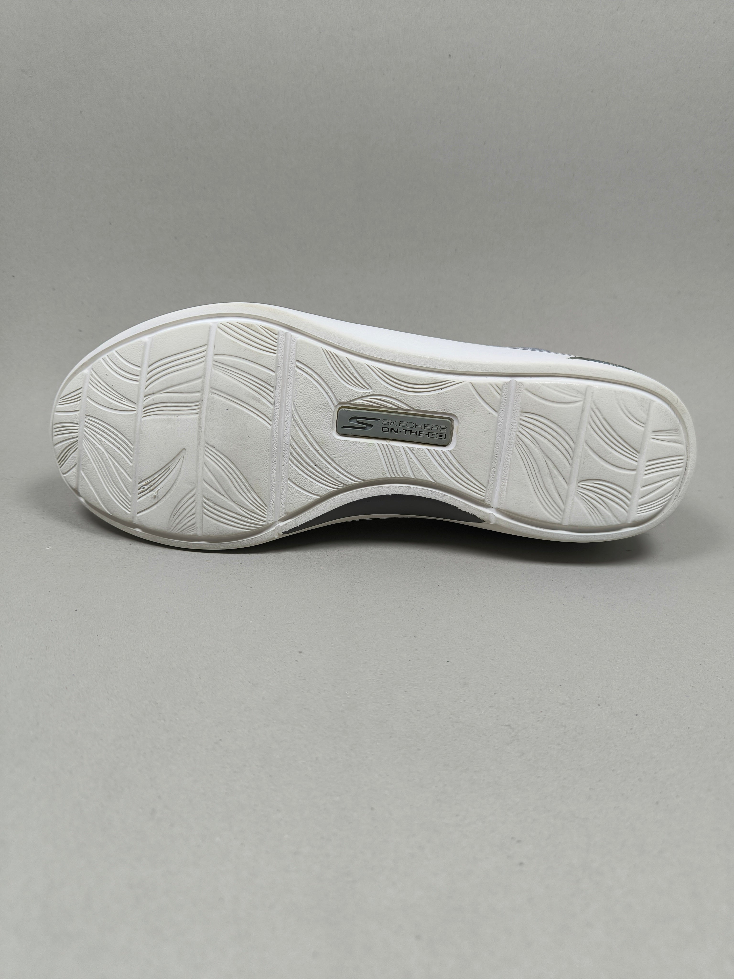 Skechers Arch Fit . Size : EUR  37 | Excellent+