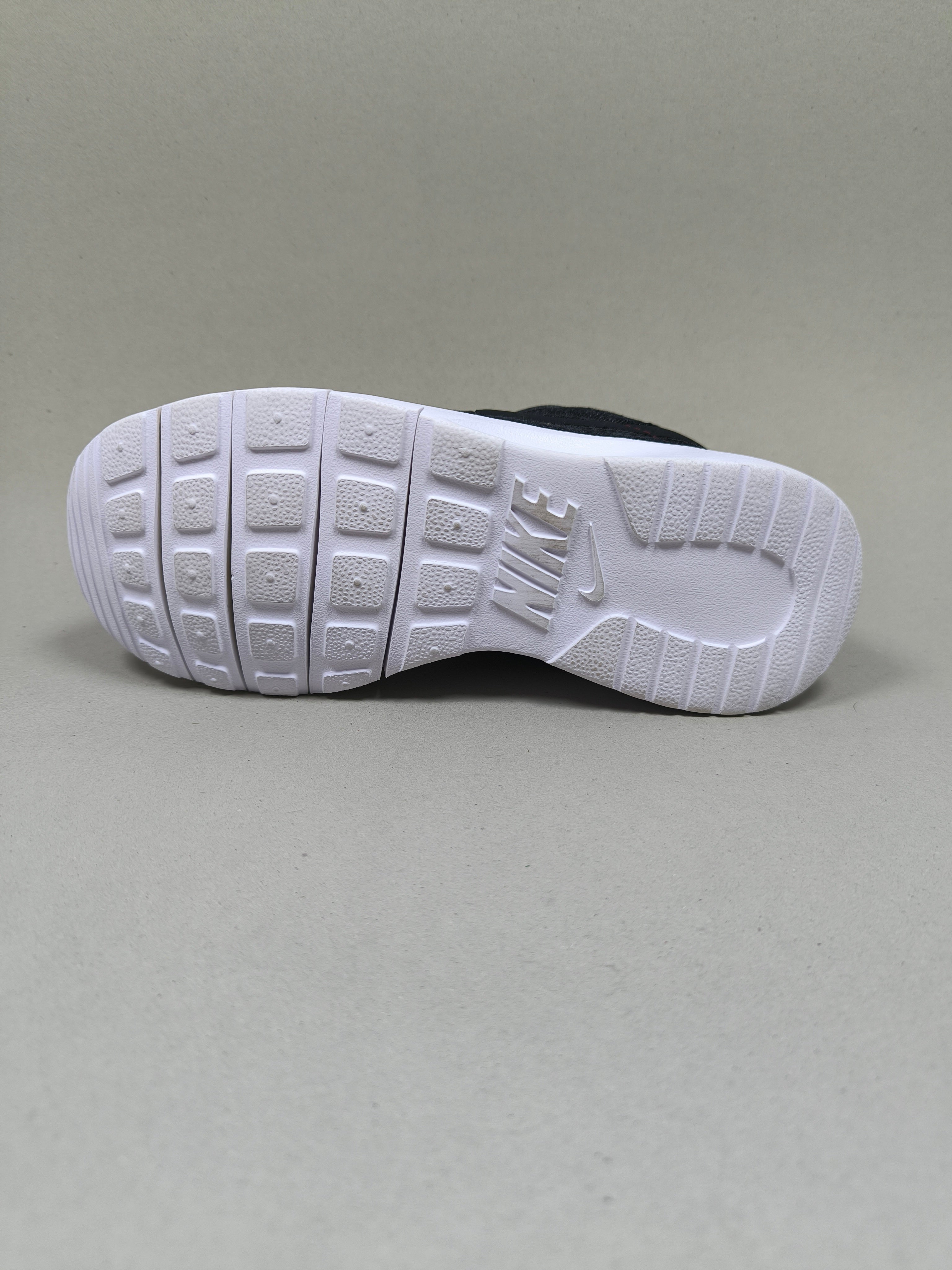 Nike Tanjun . Size : EUR  31 | Premium
