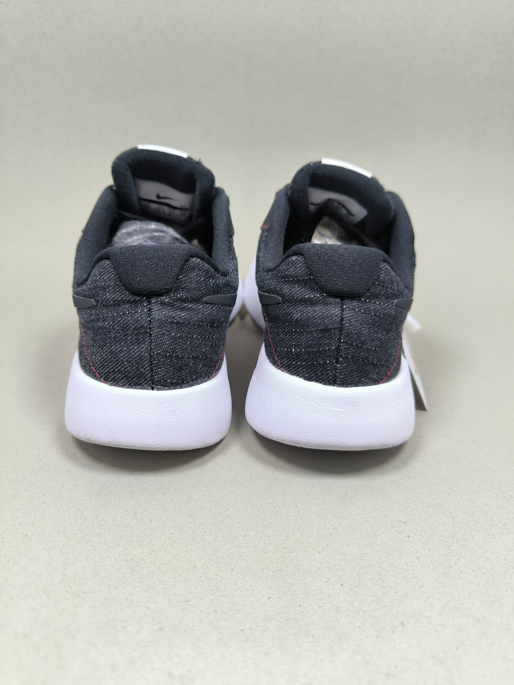 Nike Tanjun . Size : EUR  31 | Premium