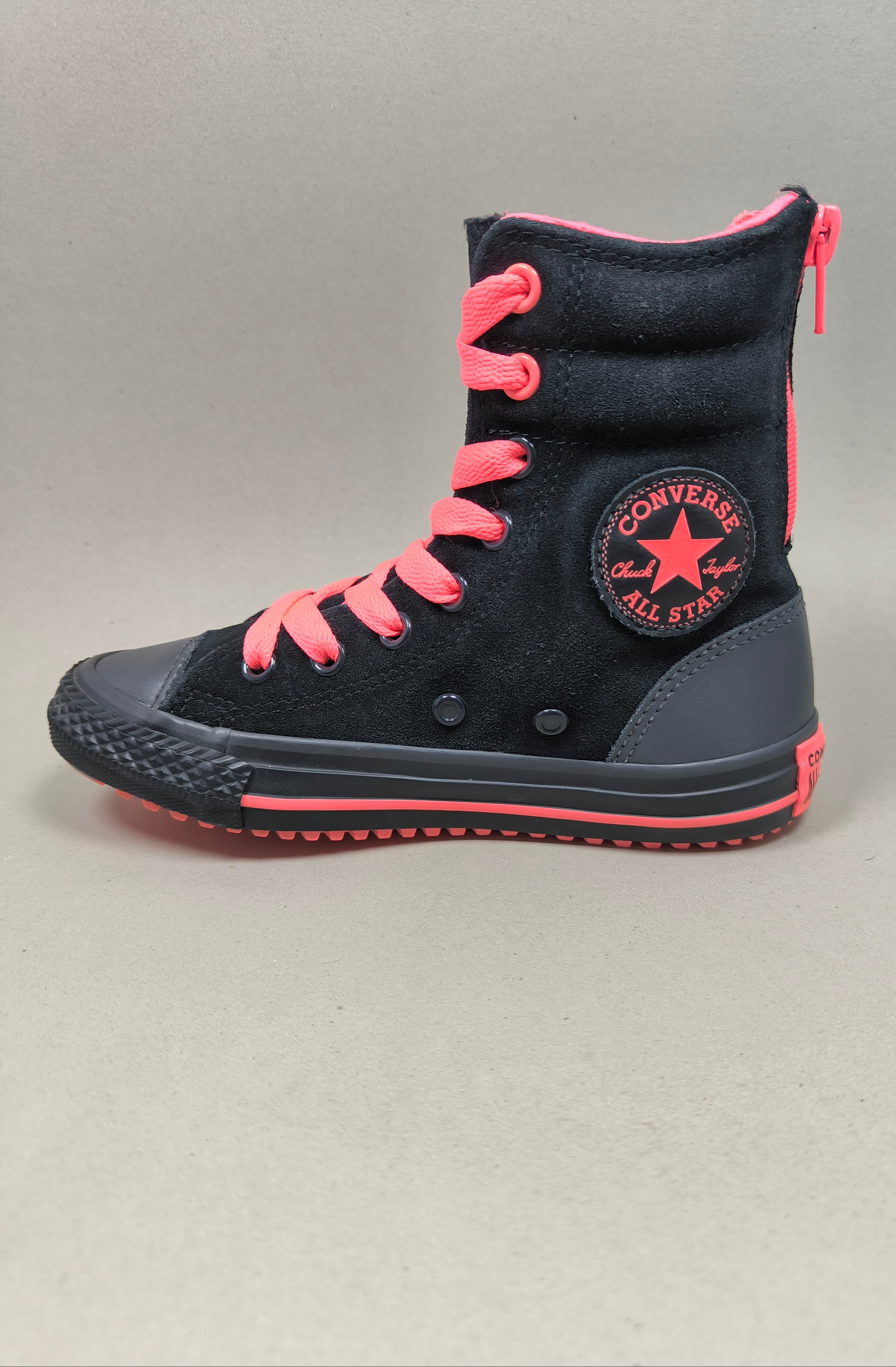 Converse Chuck Taylor . Size : EUR  29 | Premium