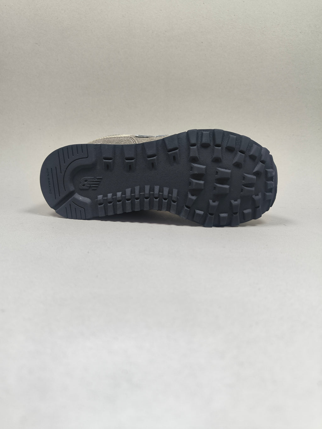 New Balance 574 . Size : EUR  30 | Excellent+