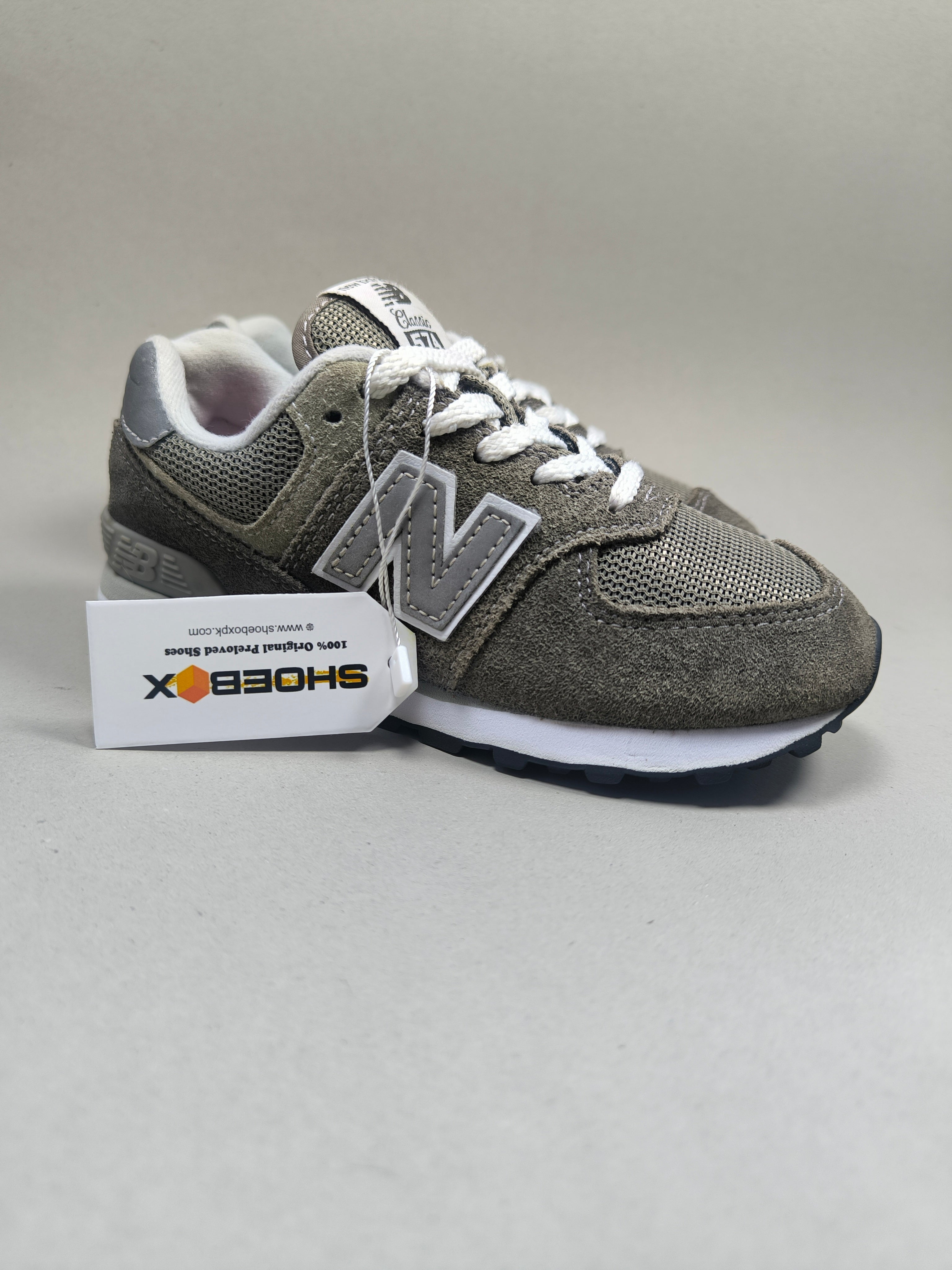 New Balance 574 . Size : EUR  30 | Excellent+