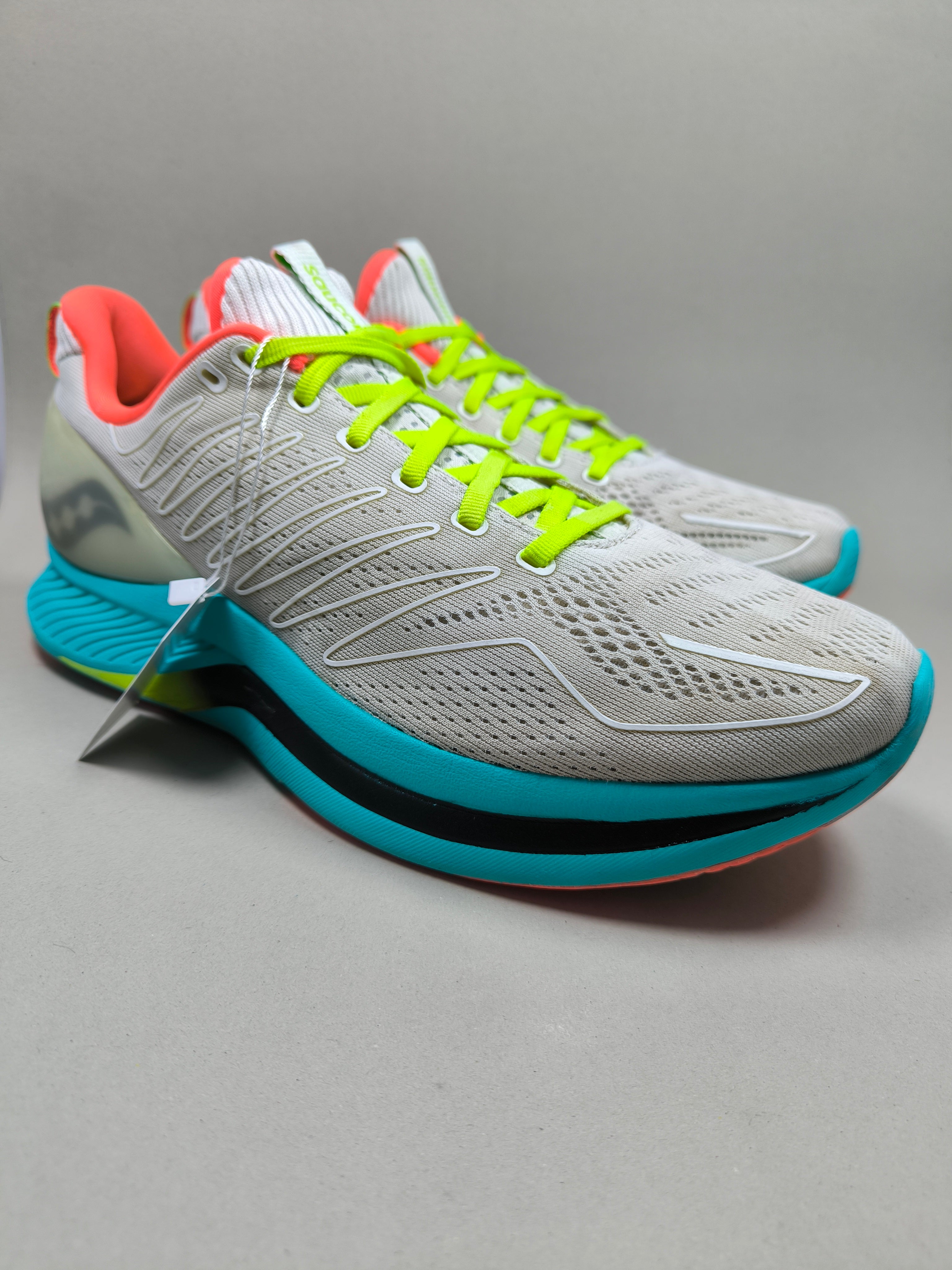 Saucony Endorphin Shift . Size : EUR  44 | Excellent+