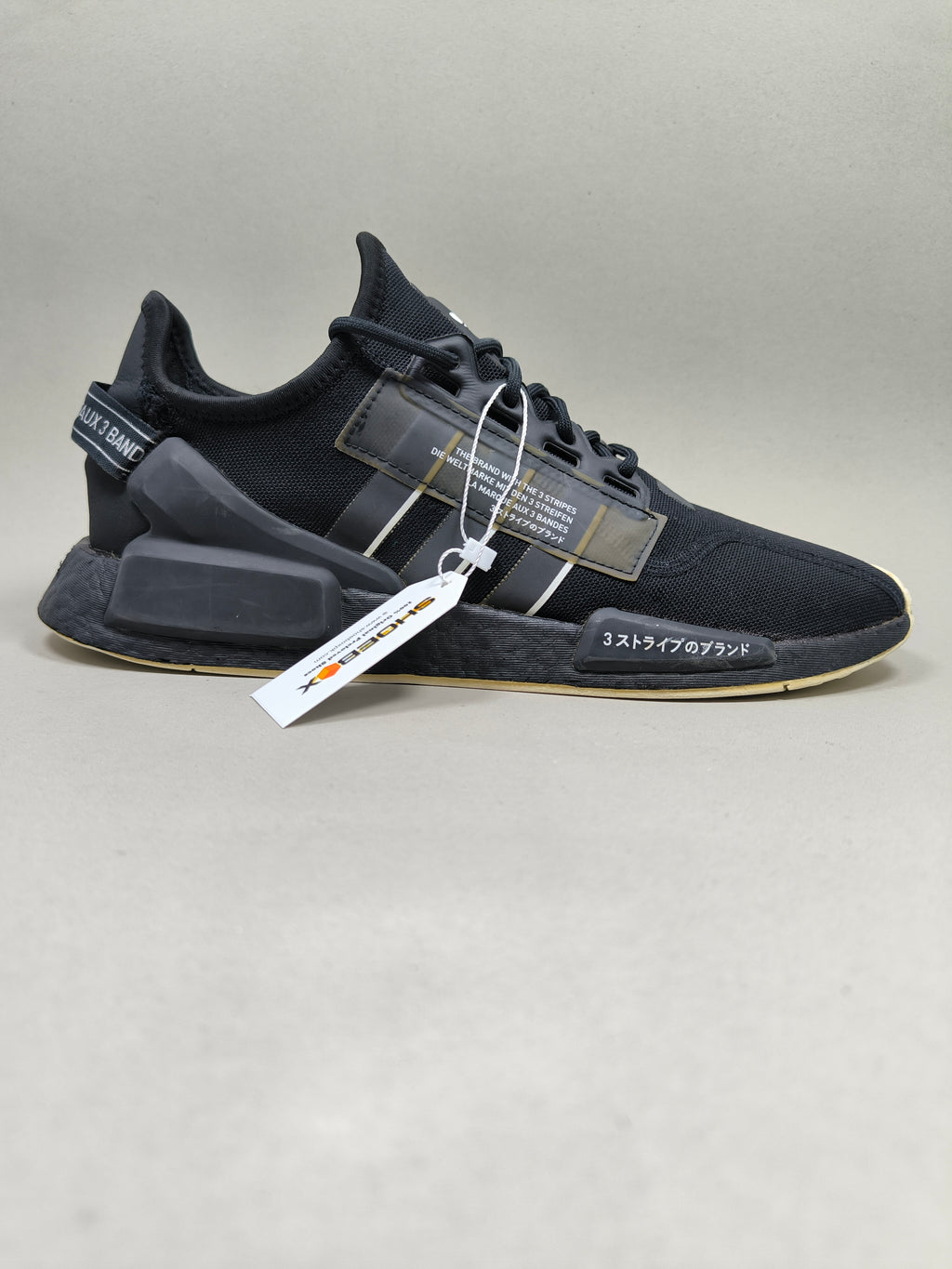Adidas NMD R1 V2 . Size : EUR  45 | Excellent+