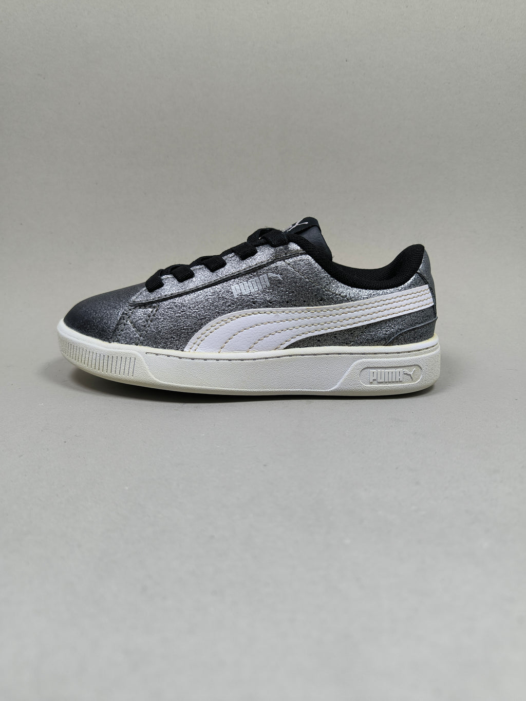 Puma Vikky V2 . Size : EUR  30 | Excellent