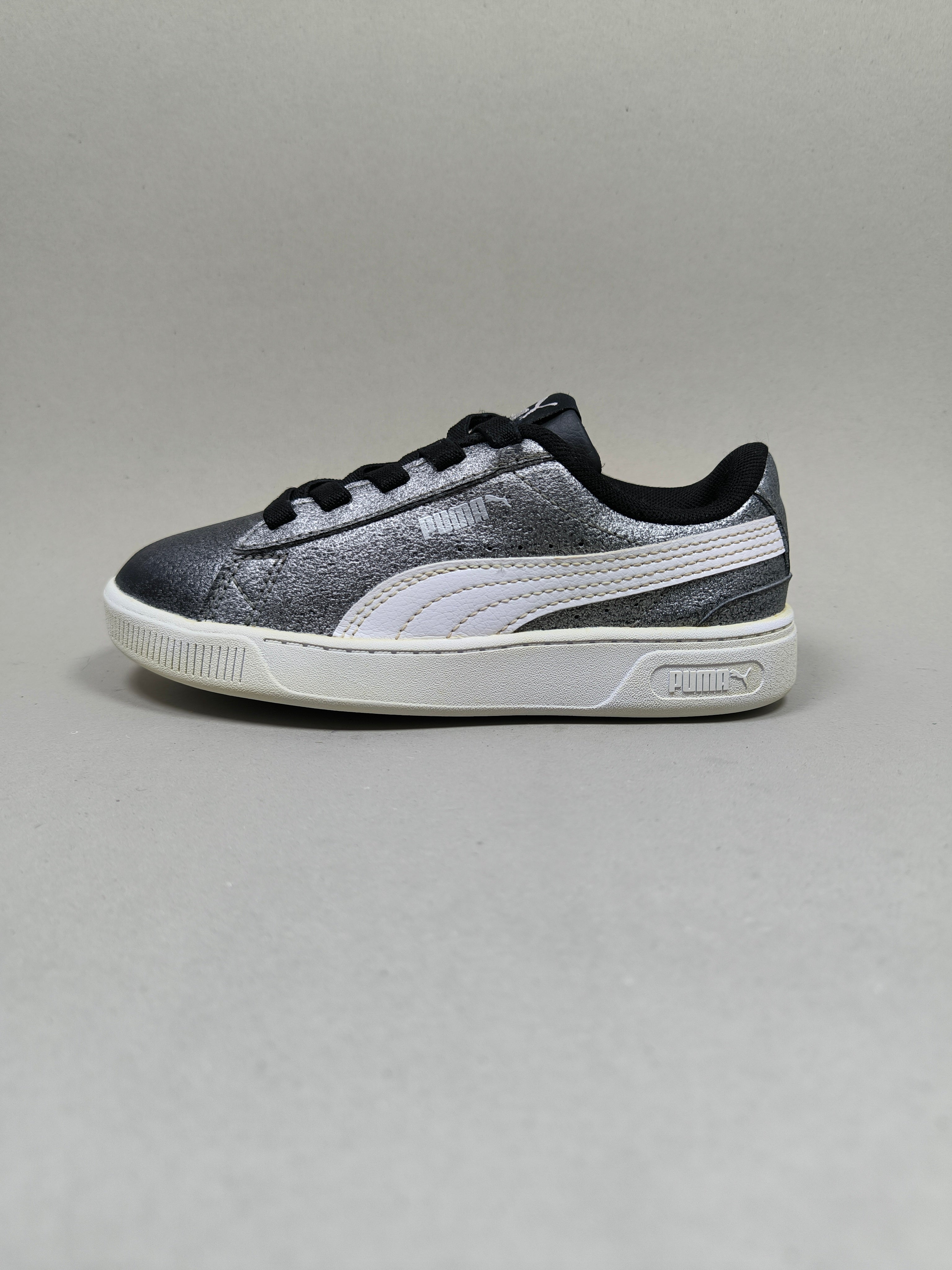 Puma Vikky V2 . Size : EUR  30 | Excellent