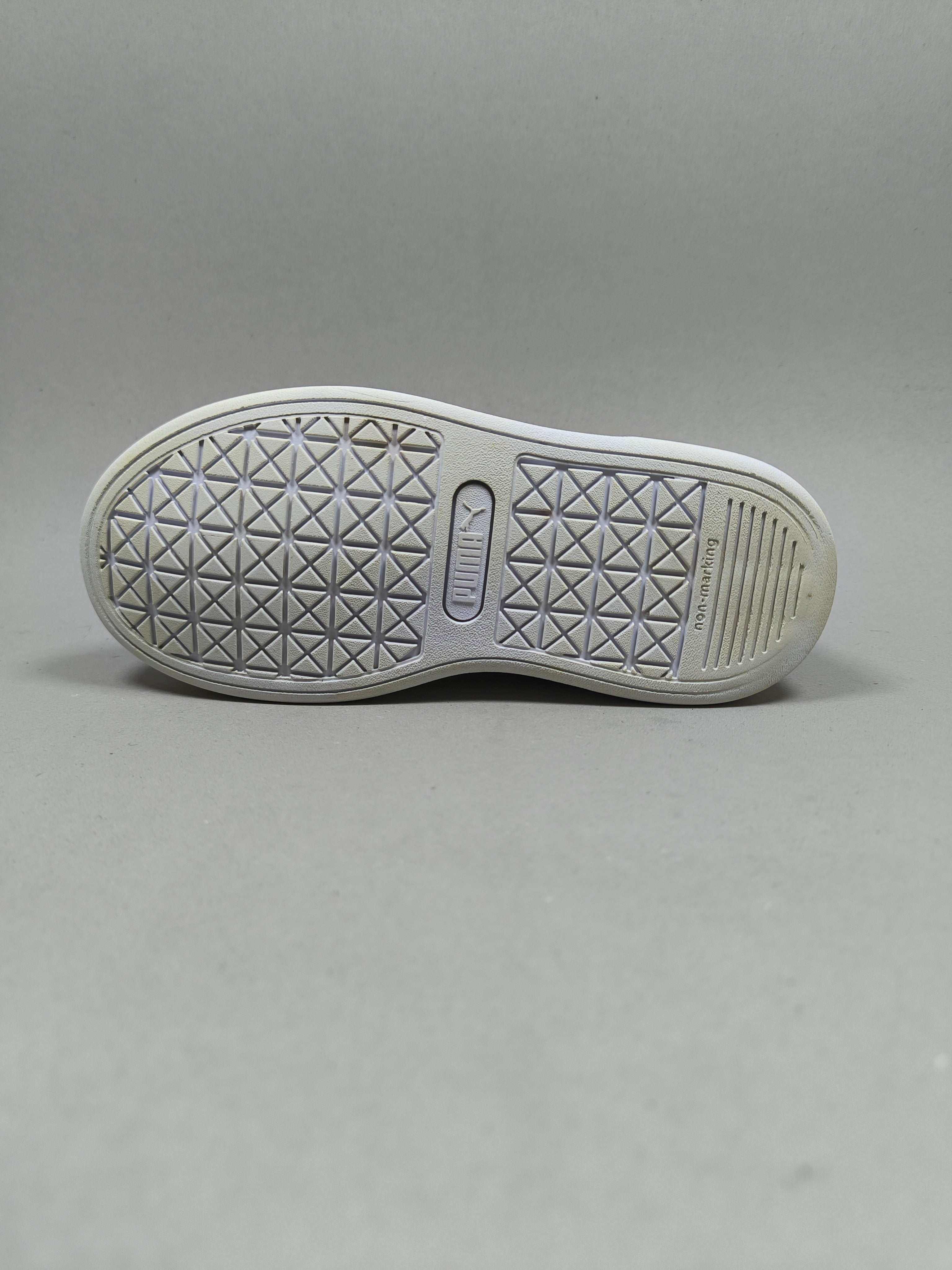 Puma Vikky V2 . Size : EUR  30 | Excellent