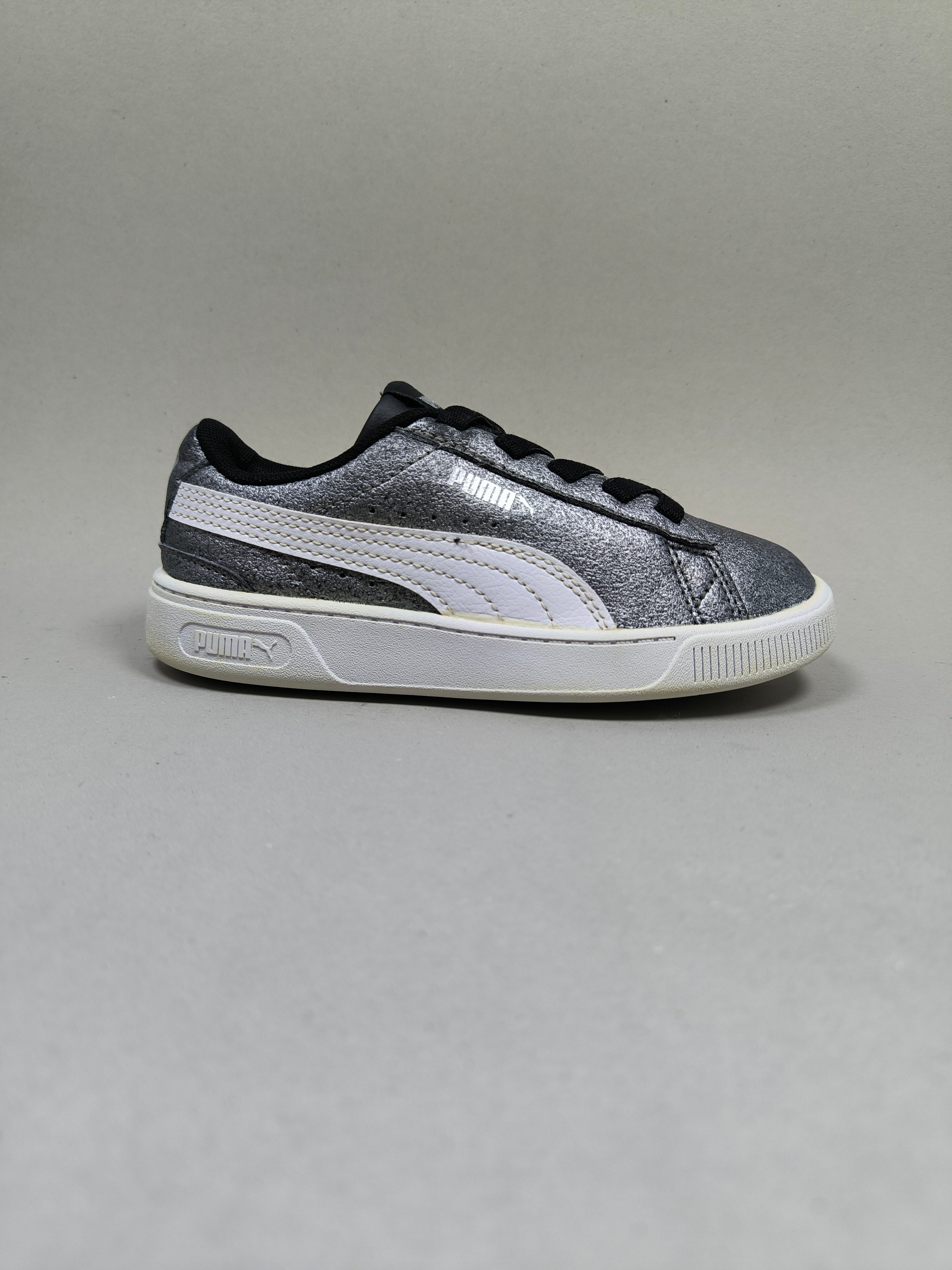 Puma Vikky V2 . Size : EUR  30 | Excellent