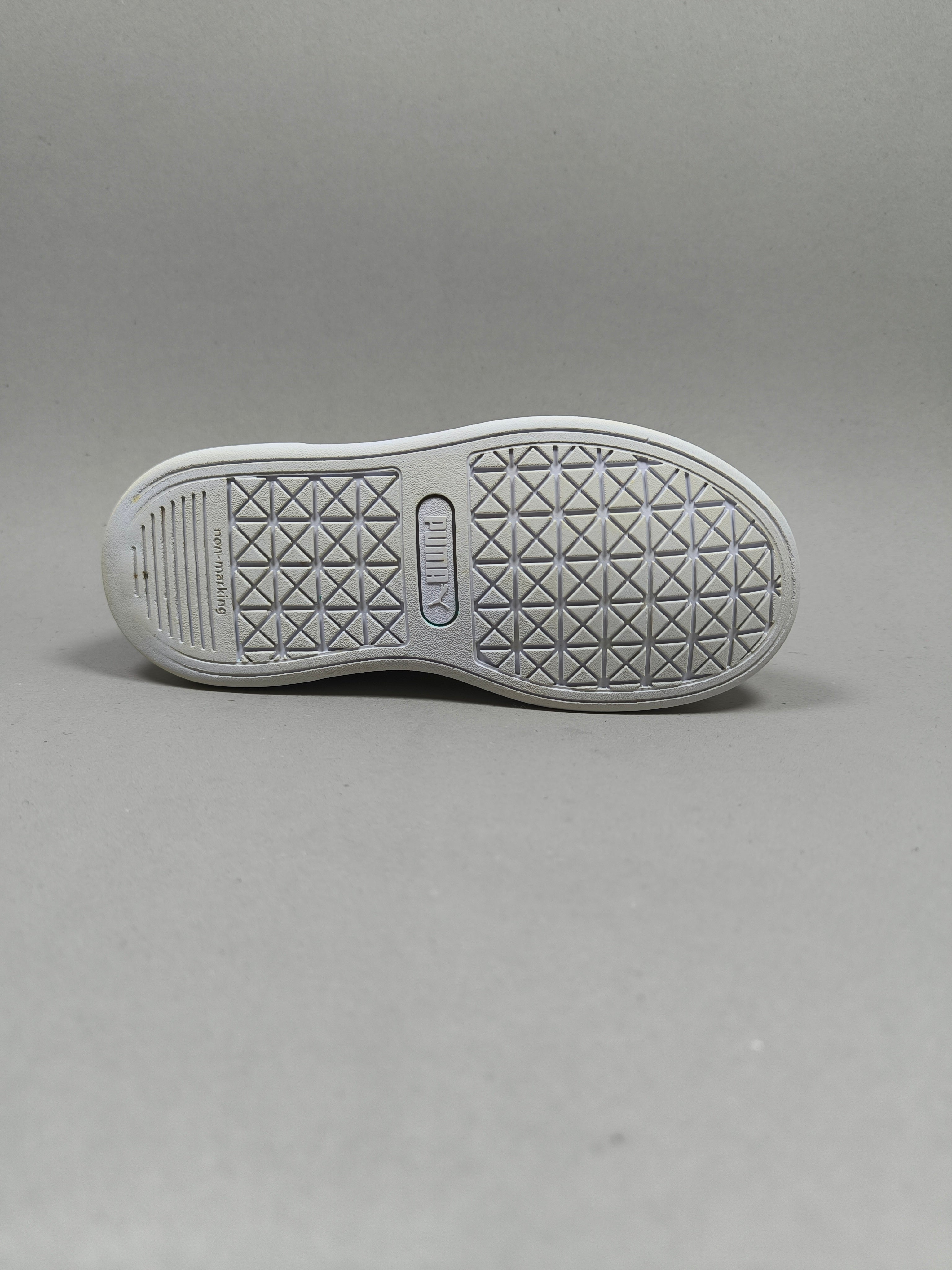 Puma Vikky V2 . Size : EUR  30 | Excellent