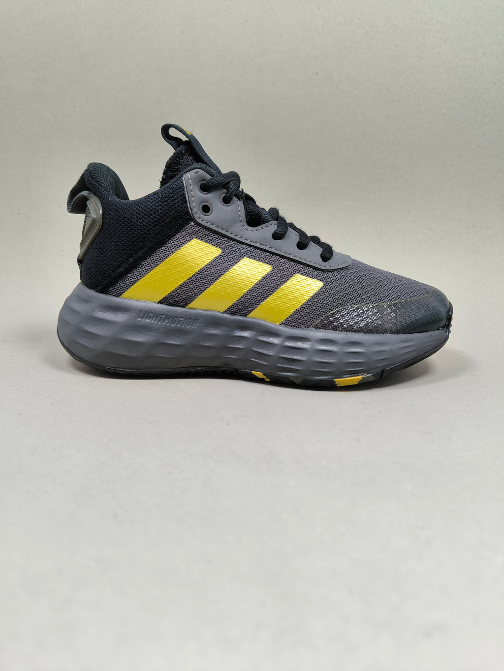 Adidas Own The Game . Size : EUR  31 | Excellent+