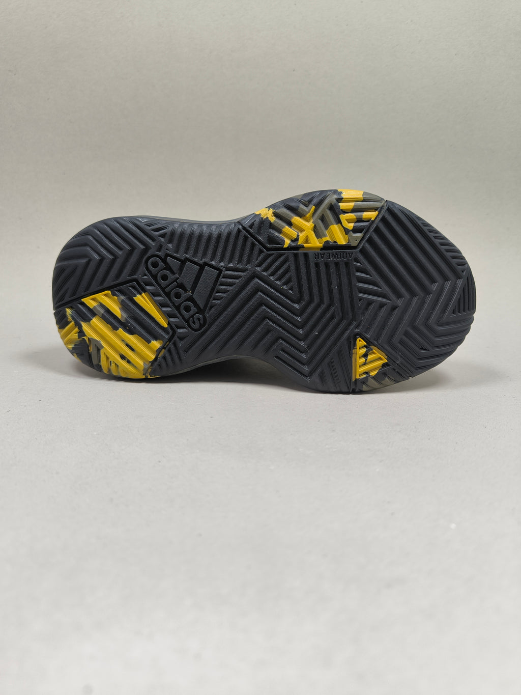 Adidas Own The Game . Size : EUR  31 | Excellent+