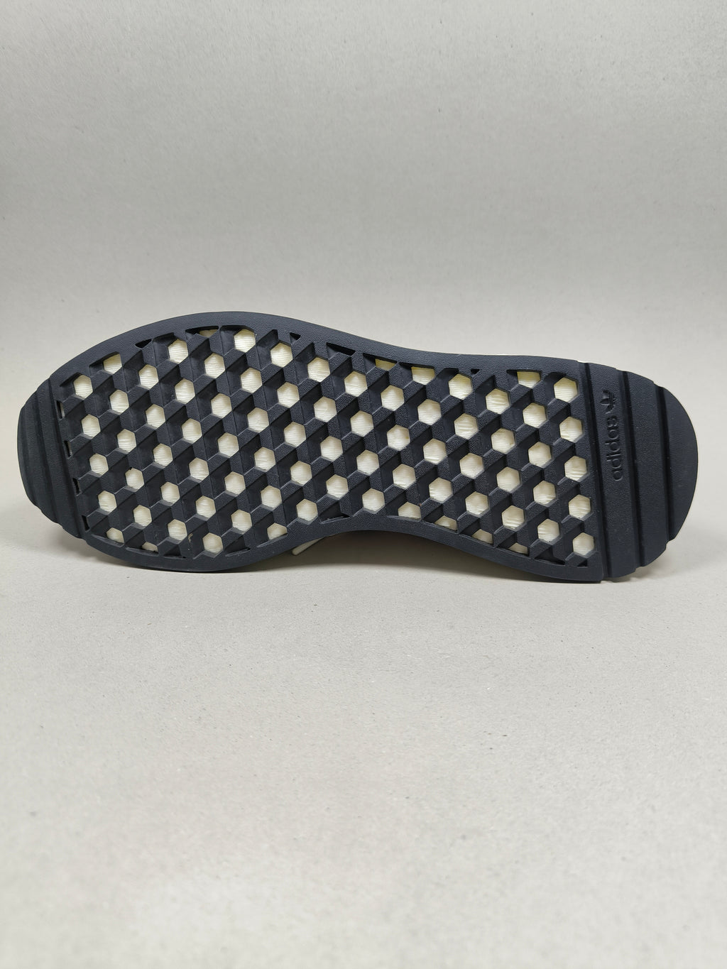 Adidas Iniki Runner. Size : EUR  41 | Premium