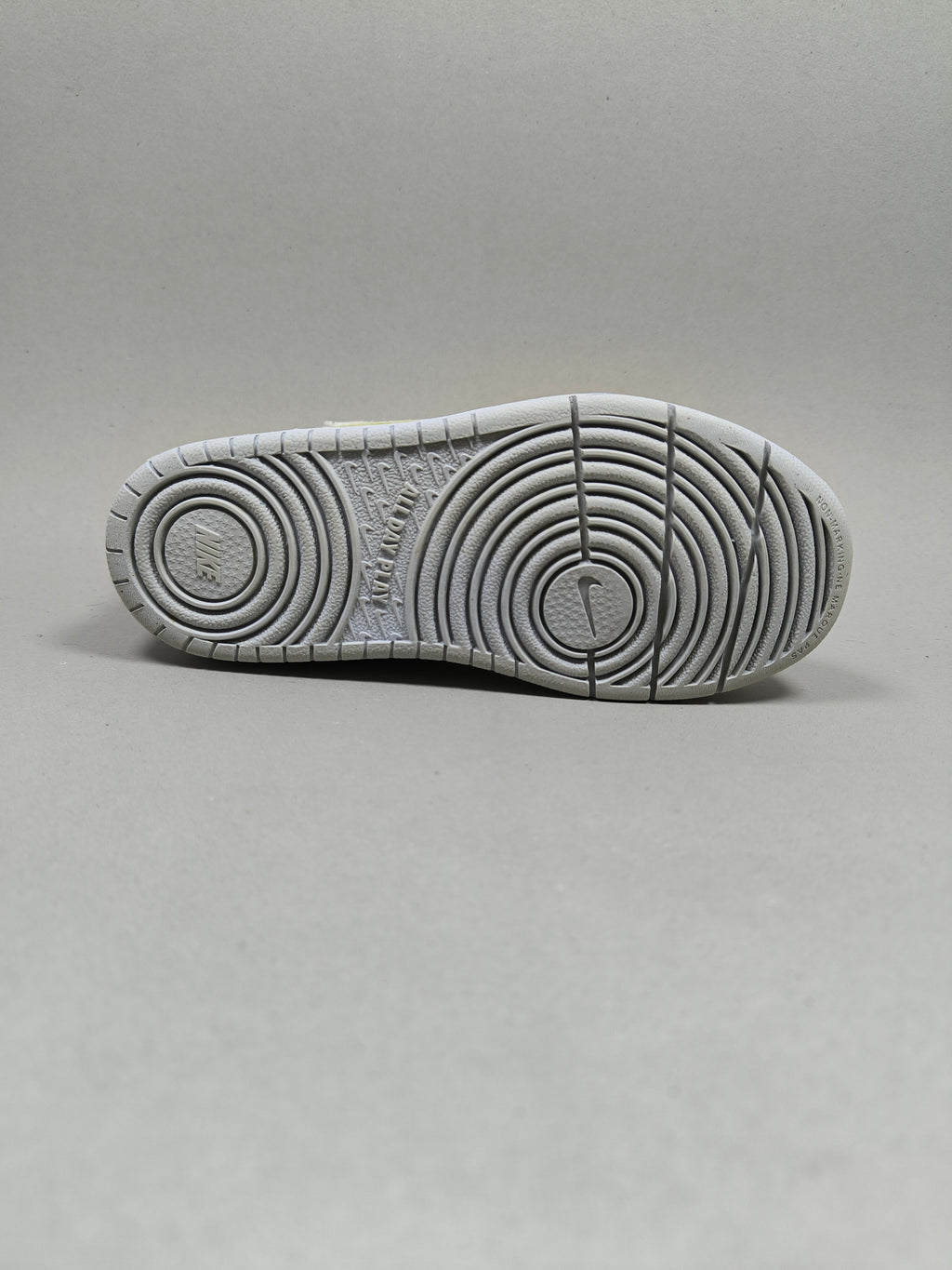 Nike Court Borough . Size : EUR  29 | Excellent+