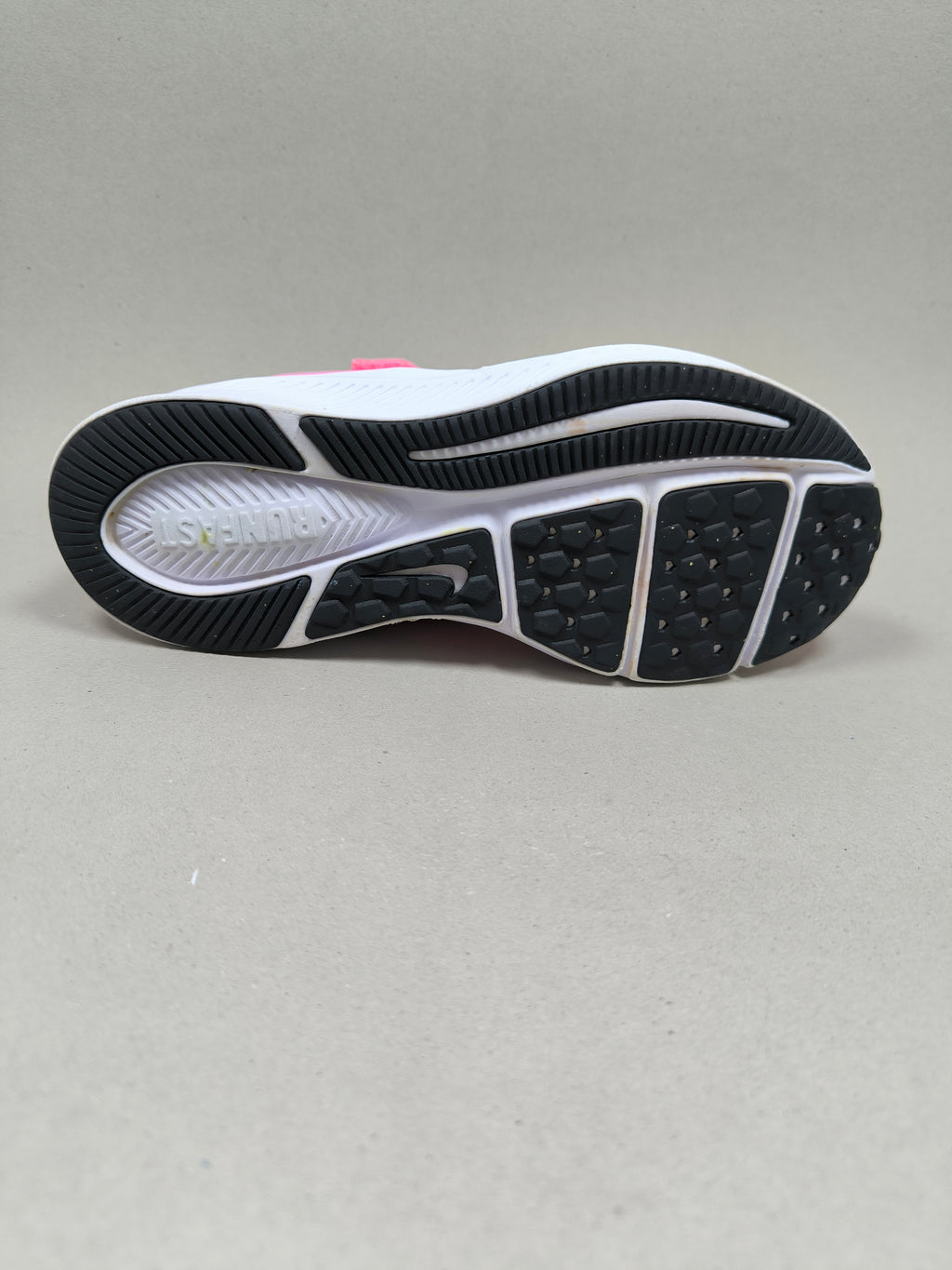 Nike Star Runner . Size : EUR  32 | Excellent+
