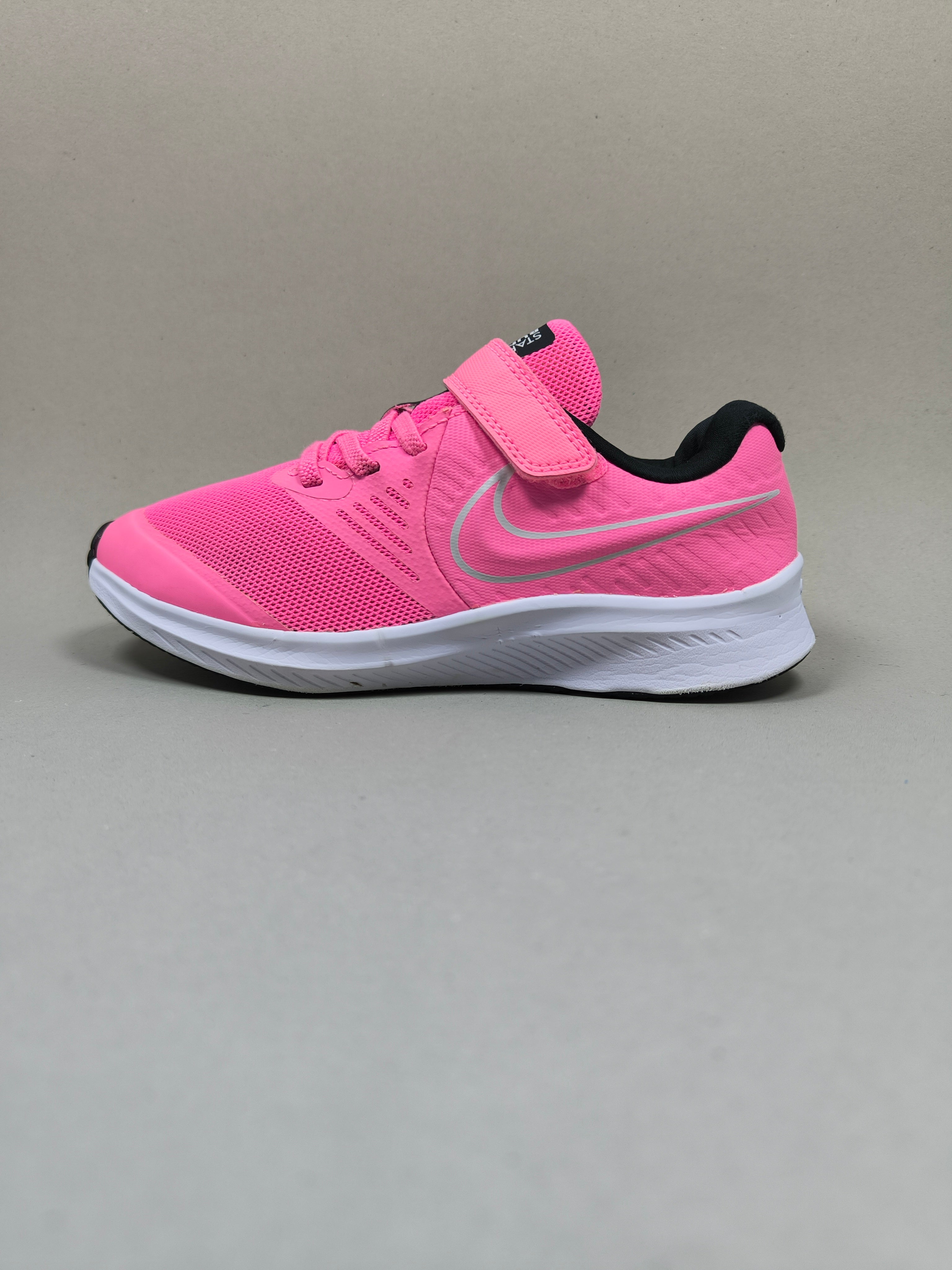 Nike Star Runner . Size : EUR  32 | Excellent+