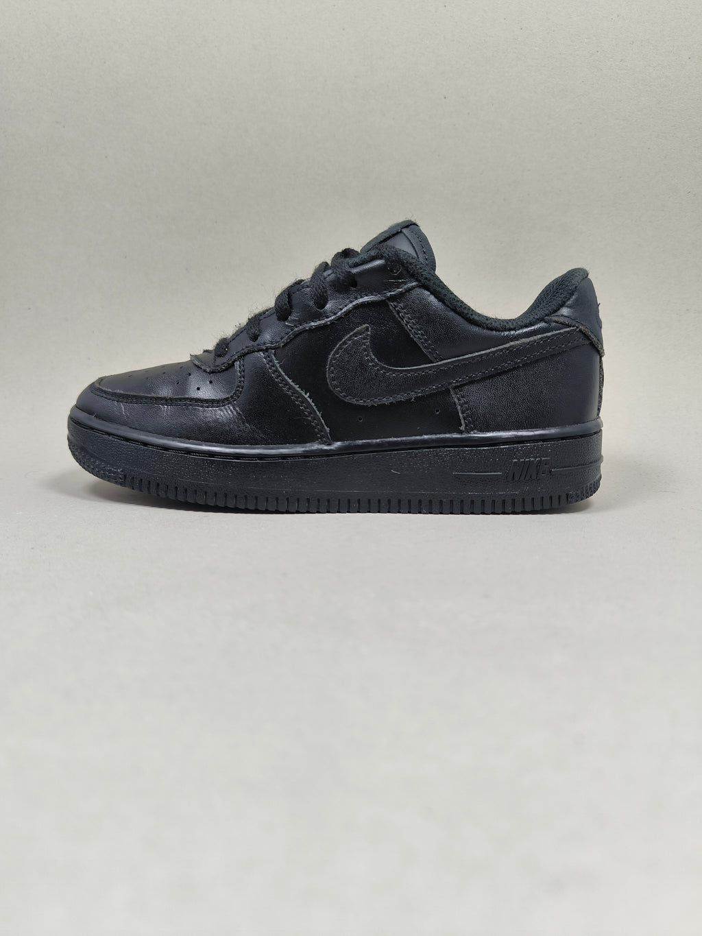 Nike Air Force . Size : EUR  32 | Excellent+