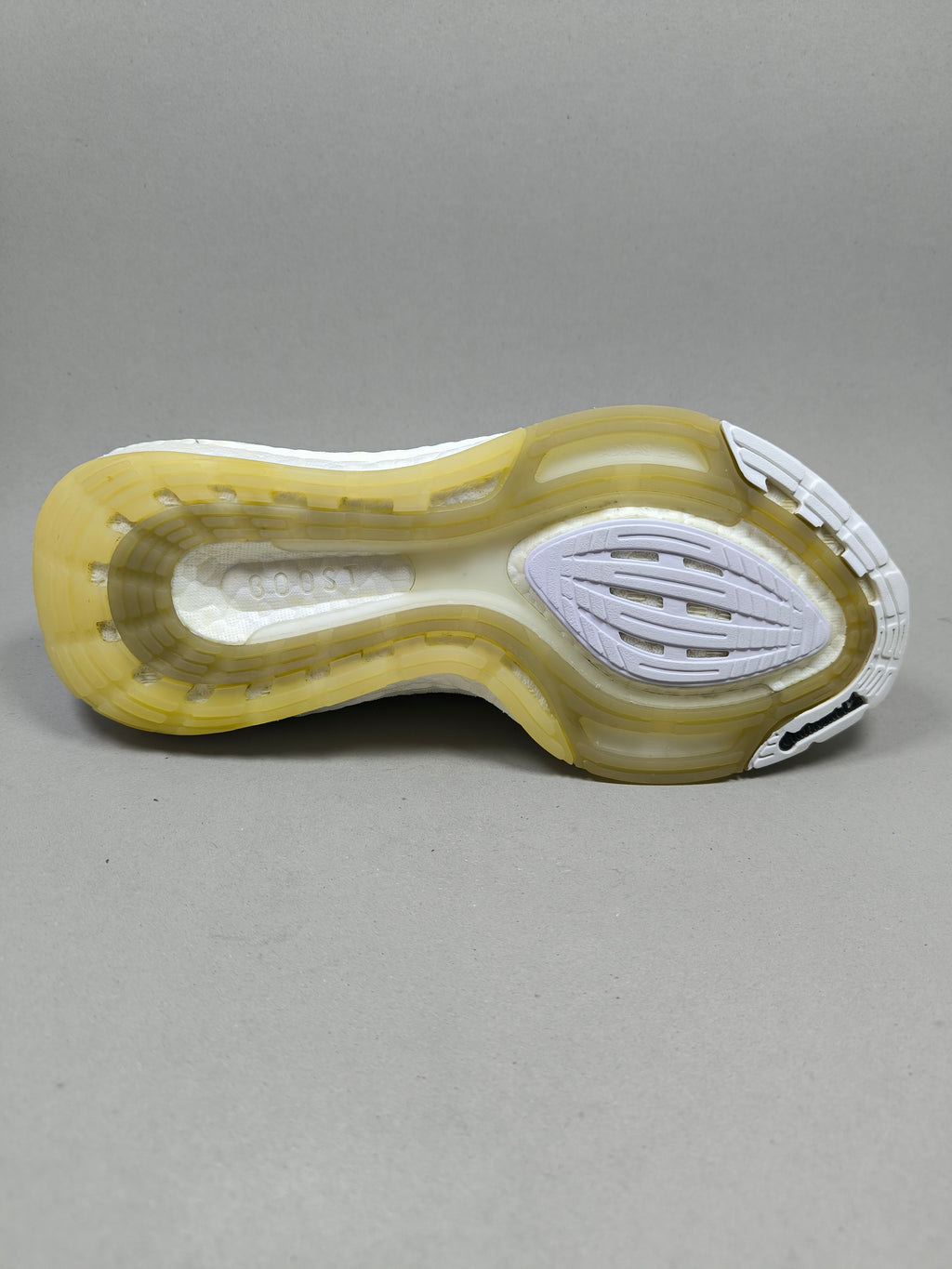 Adidas Ultra Boost 21 . Size : EUR  40.5 | Premium