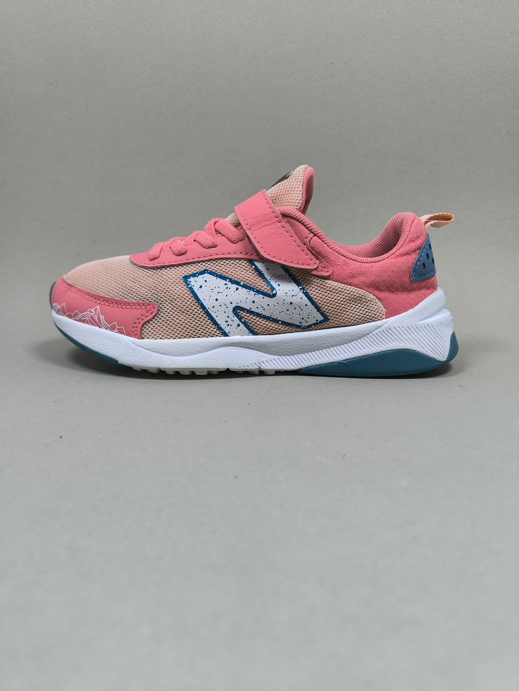 New Balance Dnya Soft 545 . Size : EUR  32 | Premium