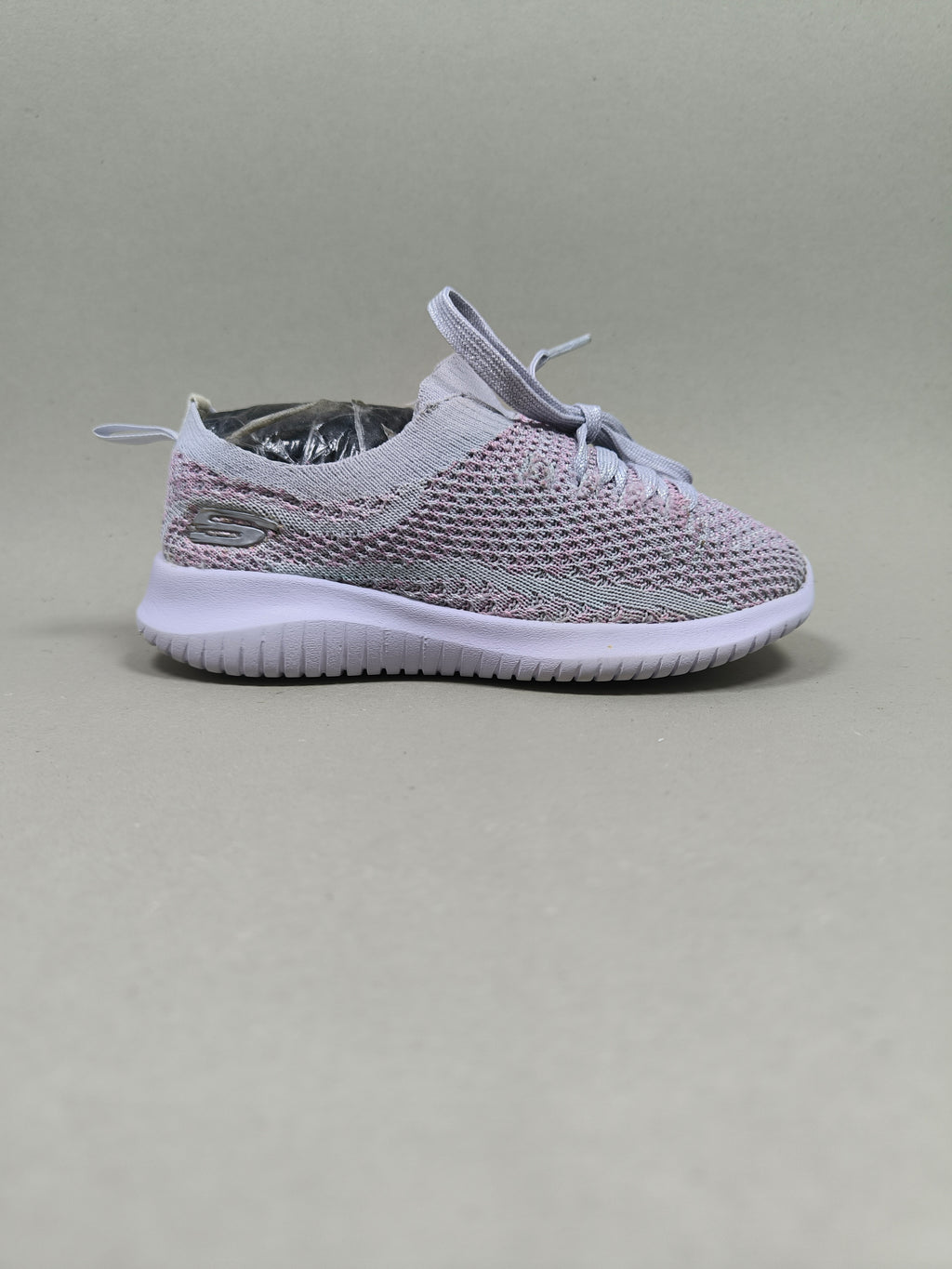 Skechers Air Cooled Memory Foam . Size : EUR  27 | Excellent+