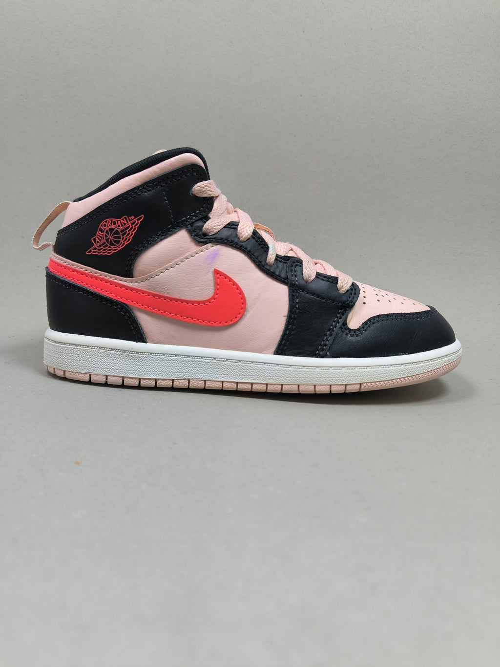 Nike Jordan 1 . Size : EUR  35 | Excellent+