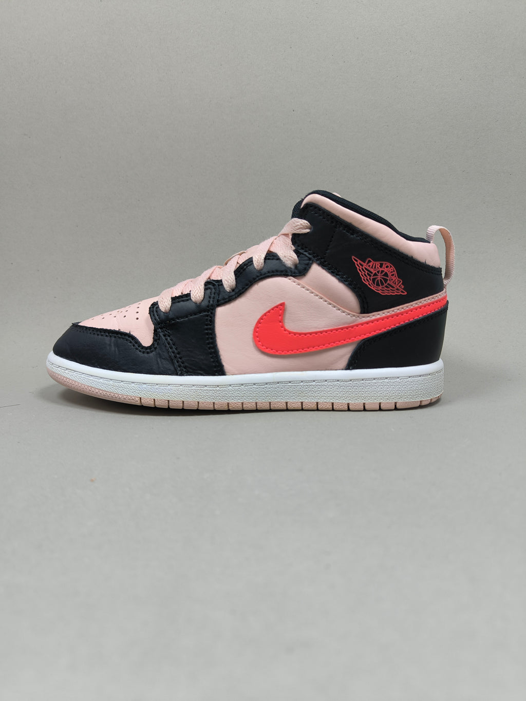 Nike Jordan 1 . Size : EUR  35 | Excellent+