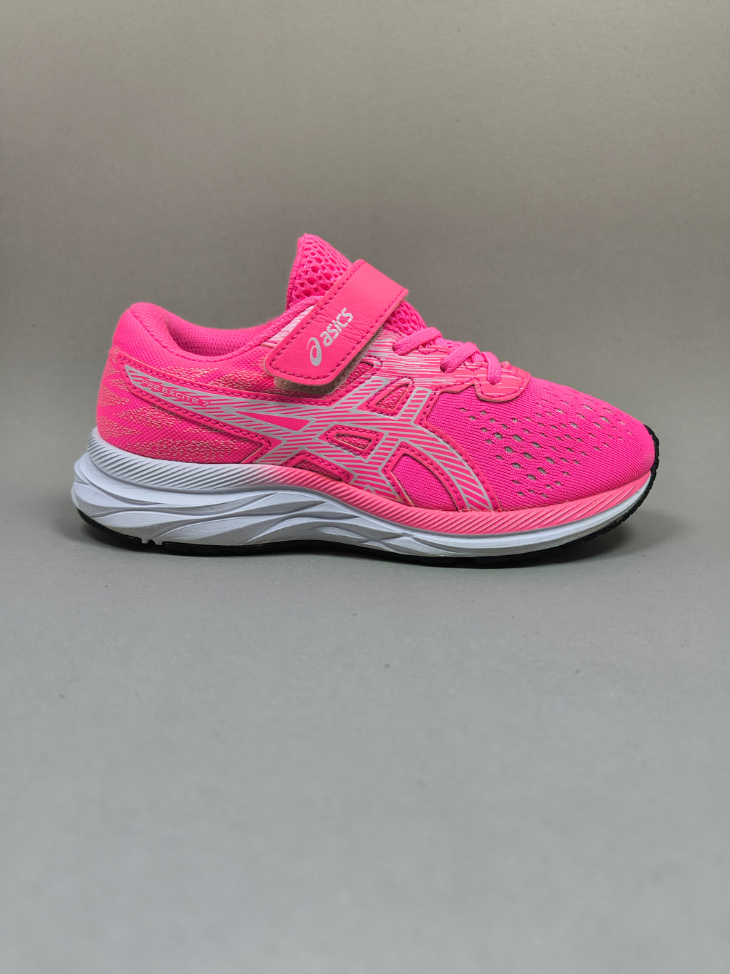 Asics Pre excite 7 . Size : EUR  33 | Excellent+