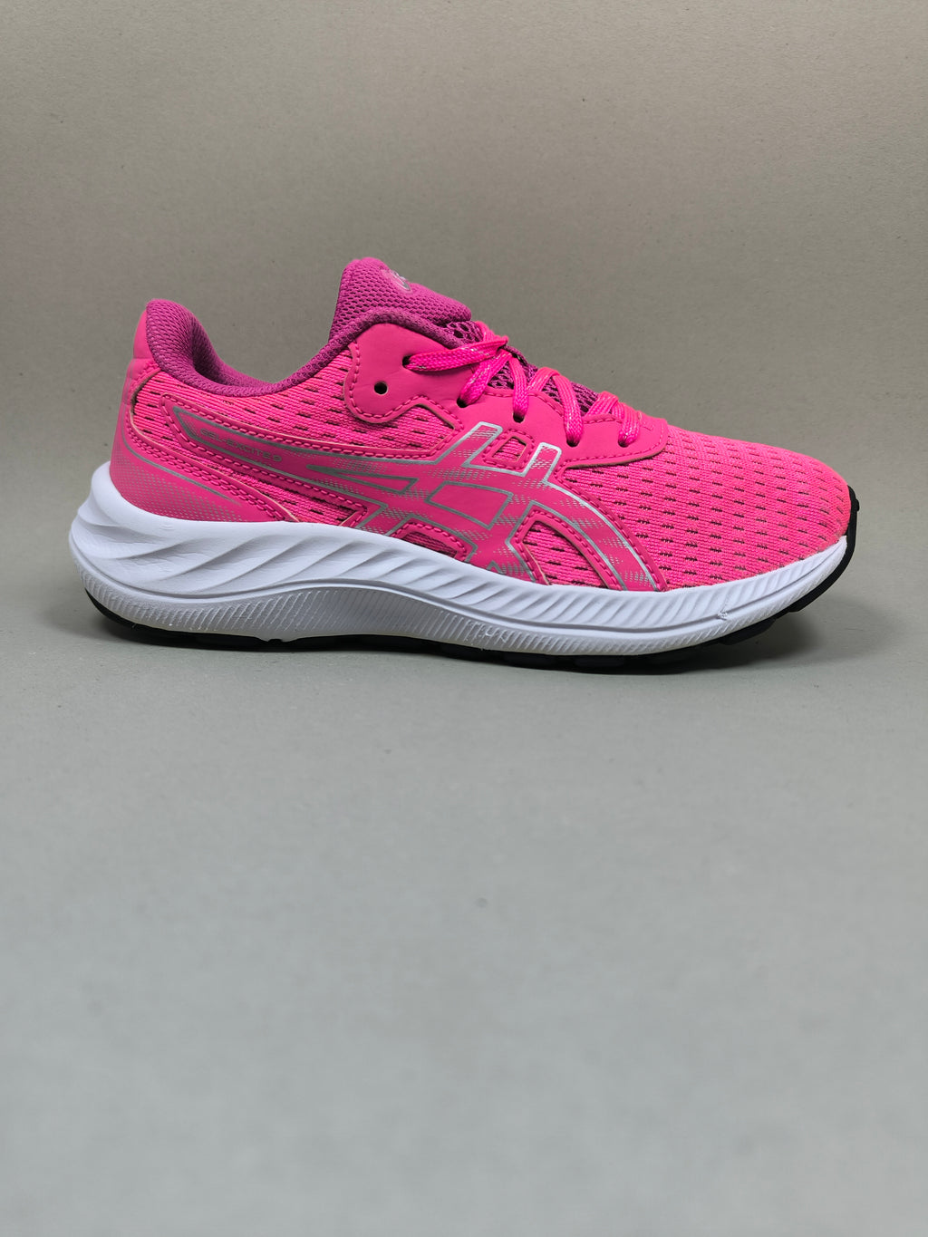 Asics Gel Excite 9 . Size : EUR  35 | Premium