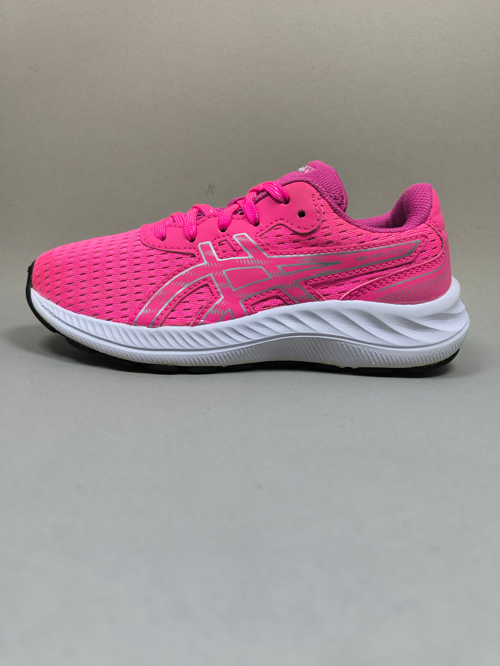 Asics Gel Excite 9 . Size : EUR  35 | Premium