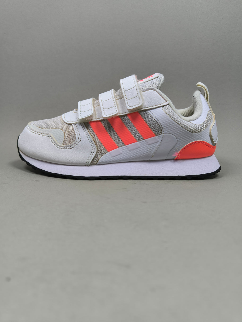 Adidas ZX 700. Size : EUR  34 | Premium
