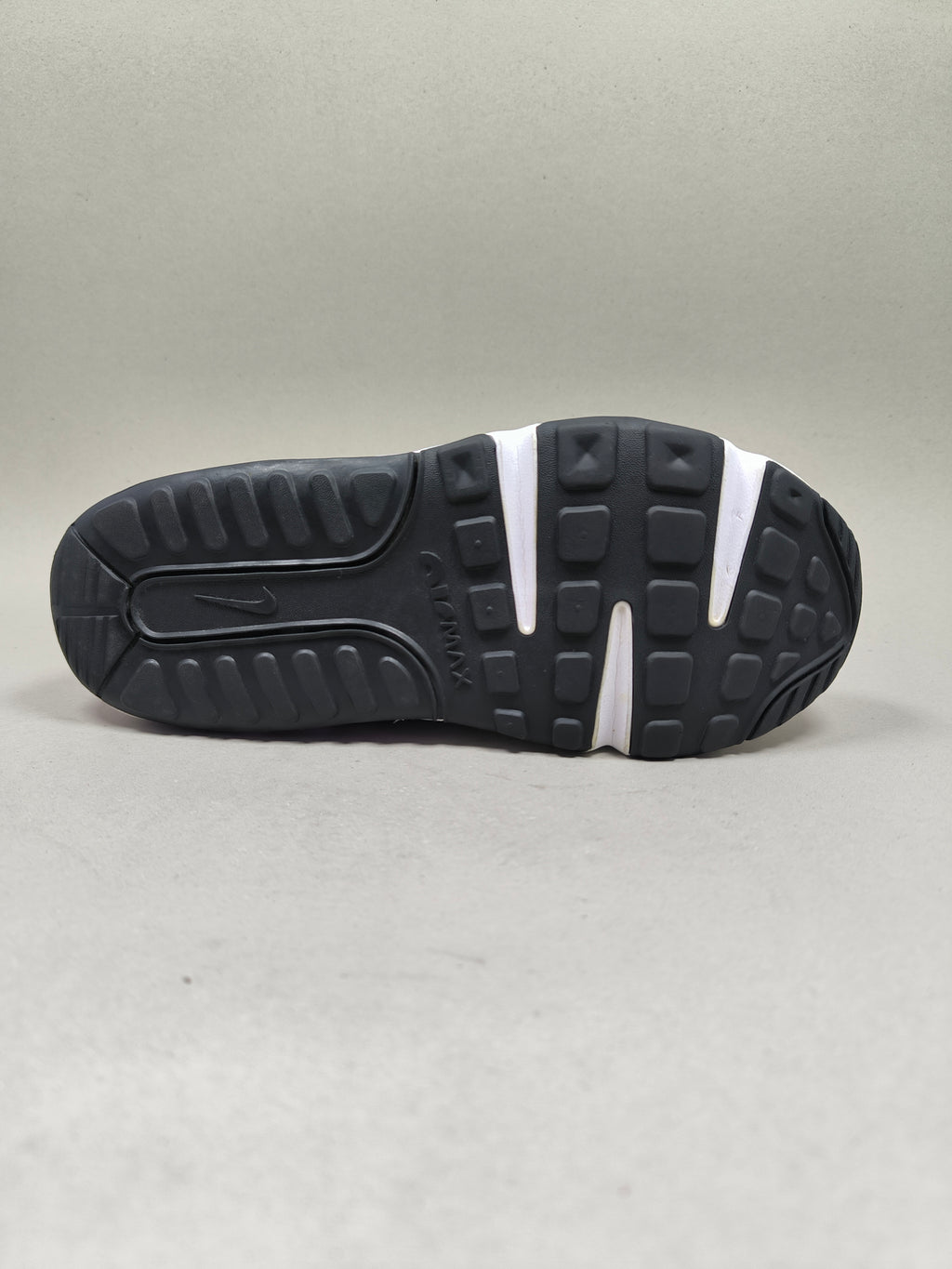 Nike Air Max . Size : EUR  32 | Premium