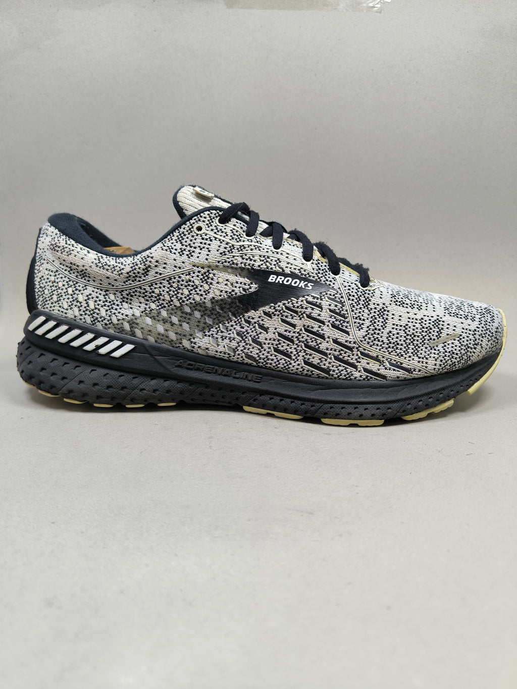 Brooks Adrenaline GTS 21 . Size : EUR  46 | Excellent+