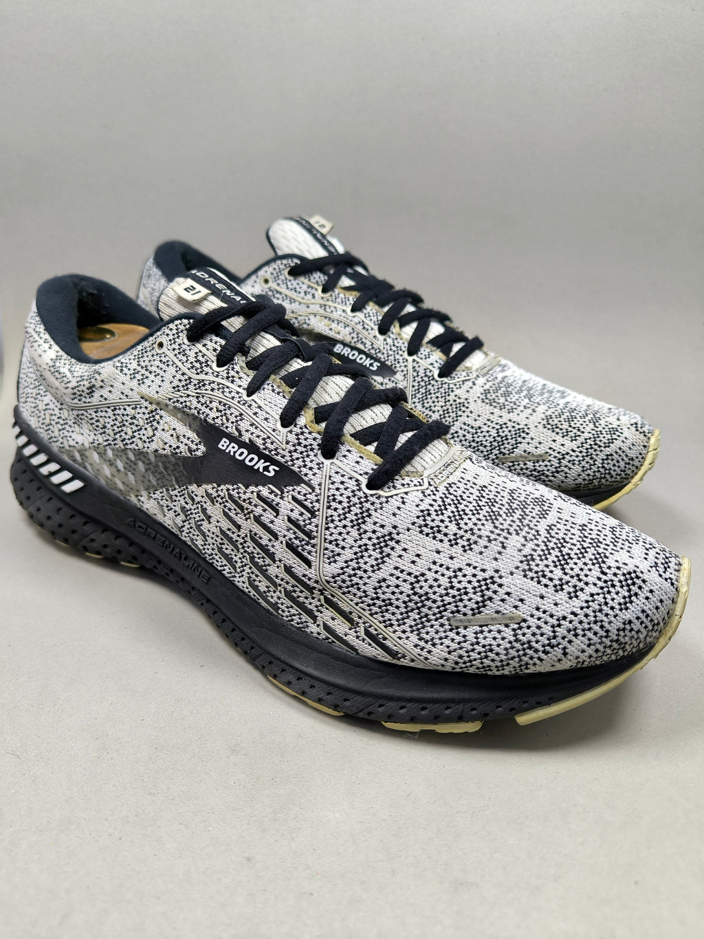 Brooks Adrenaline GTS 21 . Size : EUR  46 | Excellent+