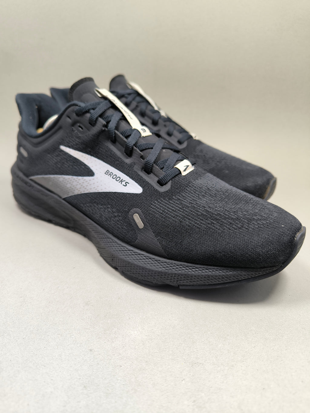 Brooks Launch GTS 9 . Size : EUR  44.5 | Excellent+