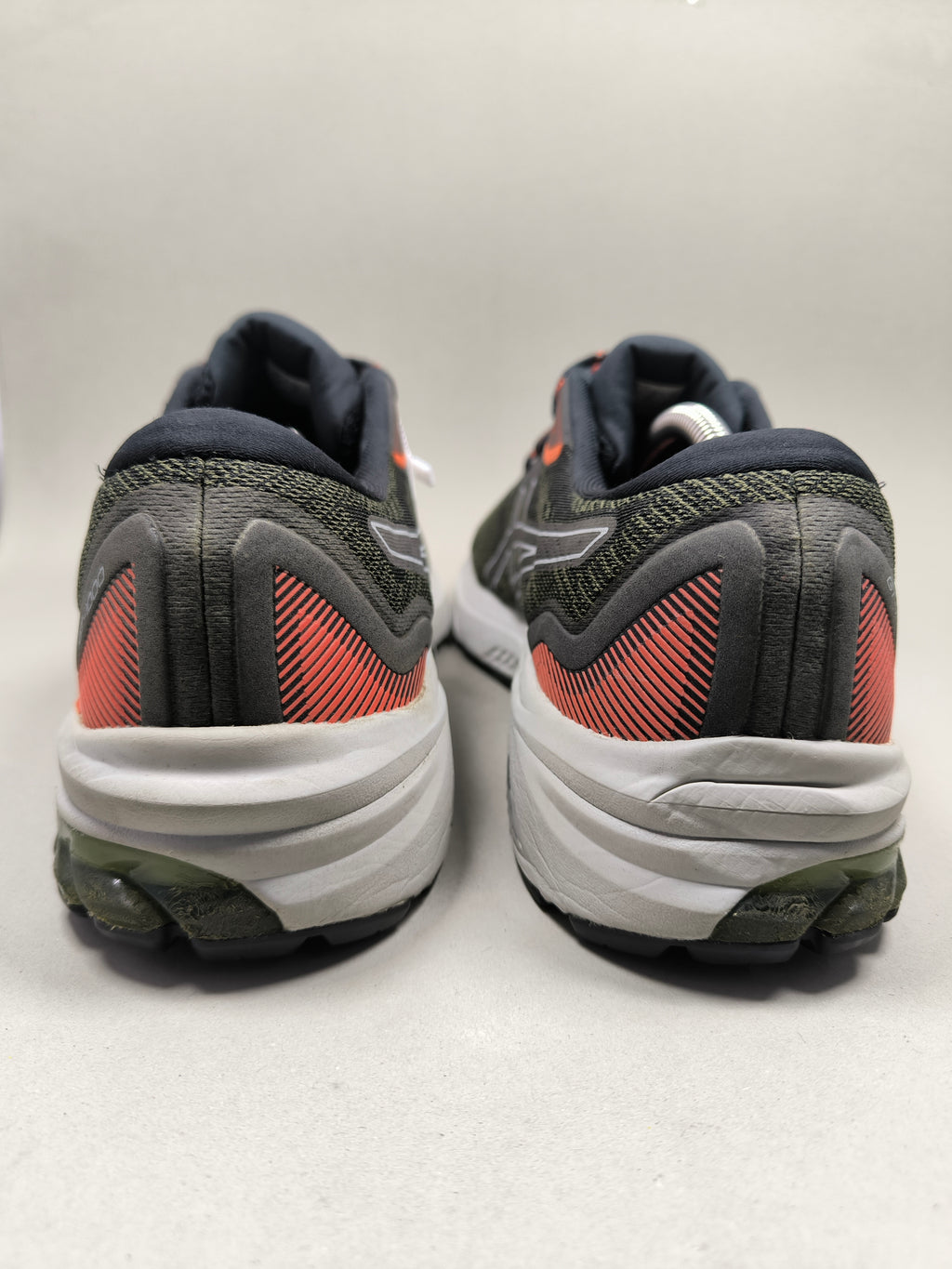 Asics GT 1000 . Size : EUR  44 | Excellent+