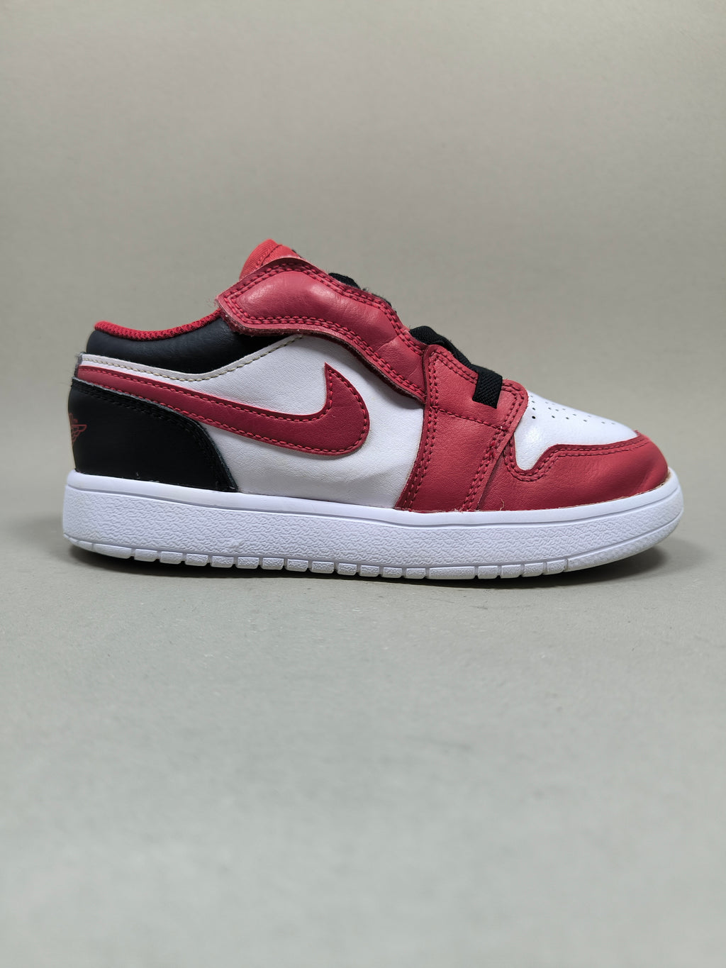 Nike Air Jordan . Size : EUR  33 | Premium