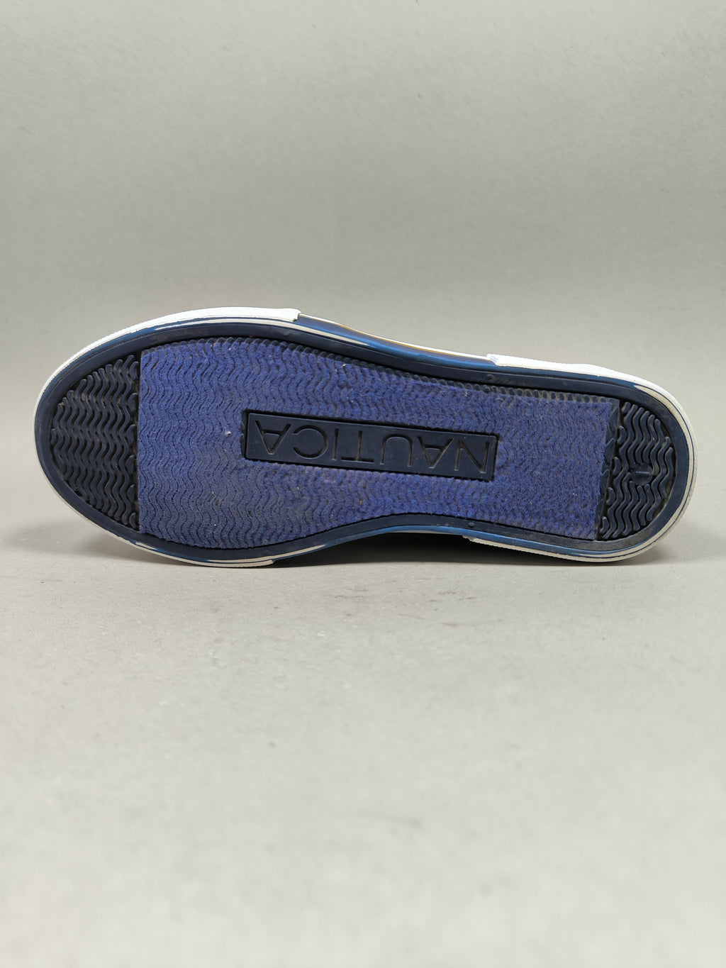 Nautica Berrain . Size : EUR 32 | Premium