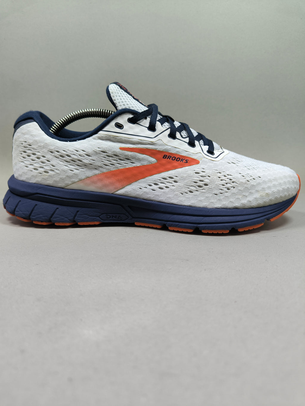 Brooks Anthem 4 . Size : EUR  43 | Premium+