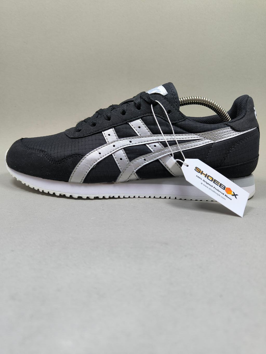 Asics Tiger Runner . Size : EUR  42 | Premium
