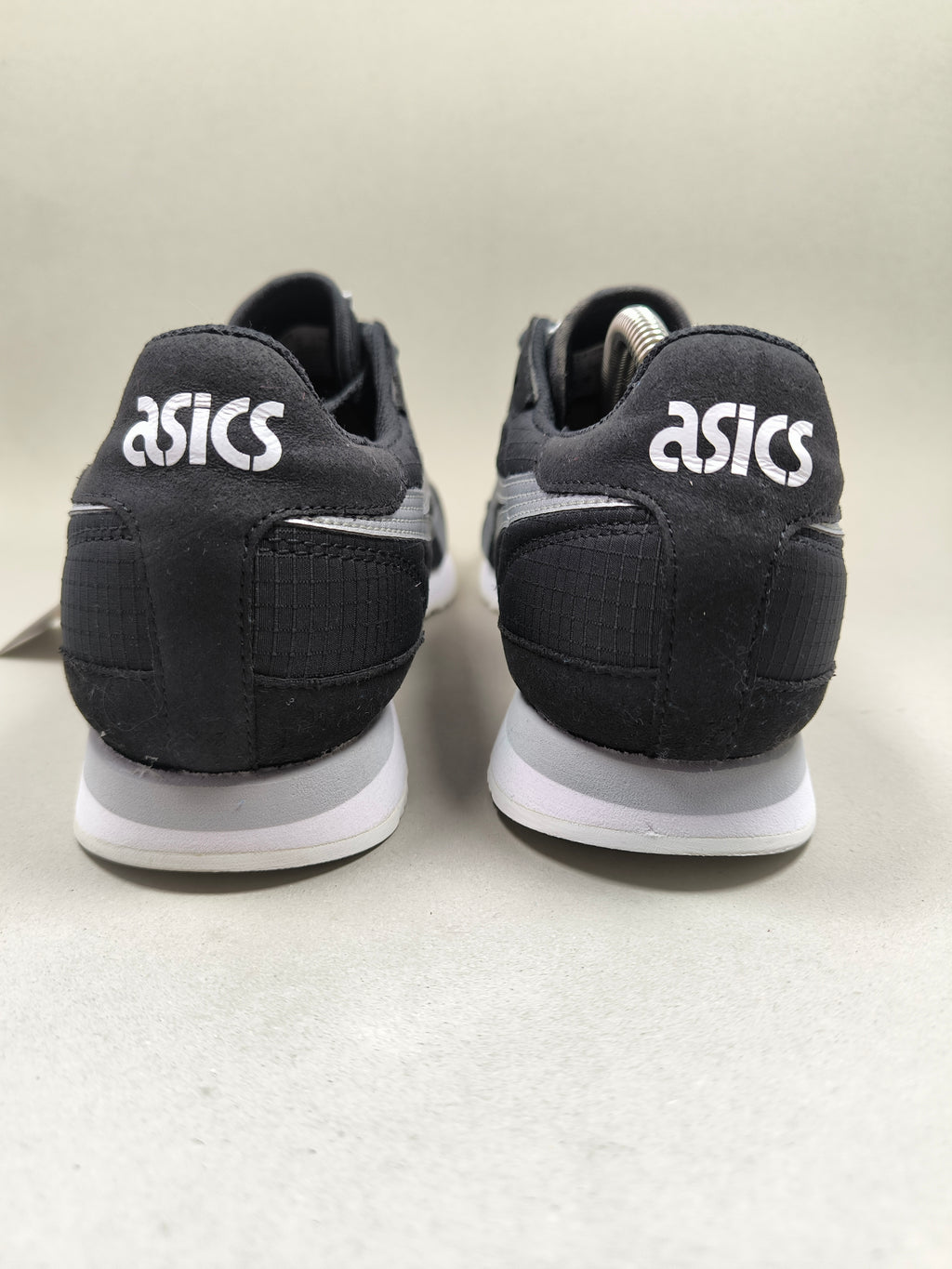 Asics Tiger Runner . Size : EUR  42 | Premium