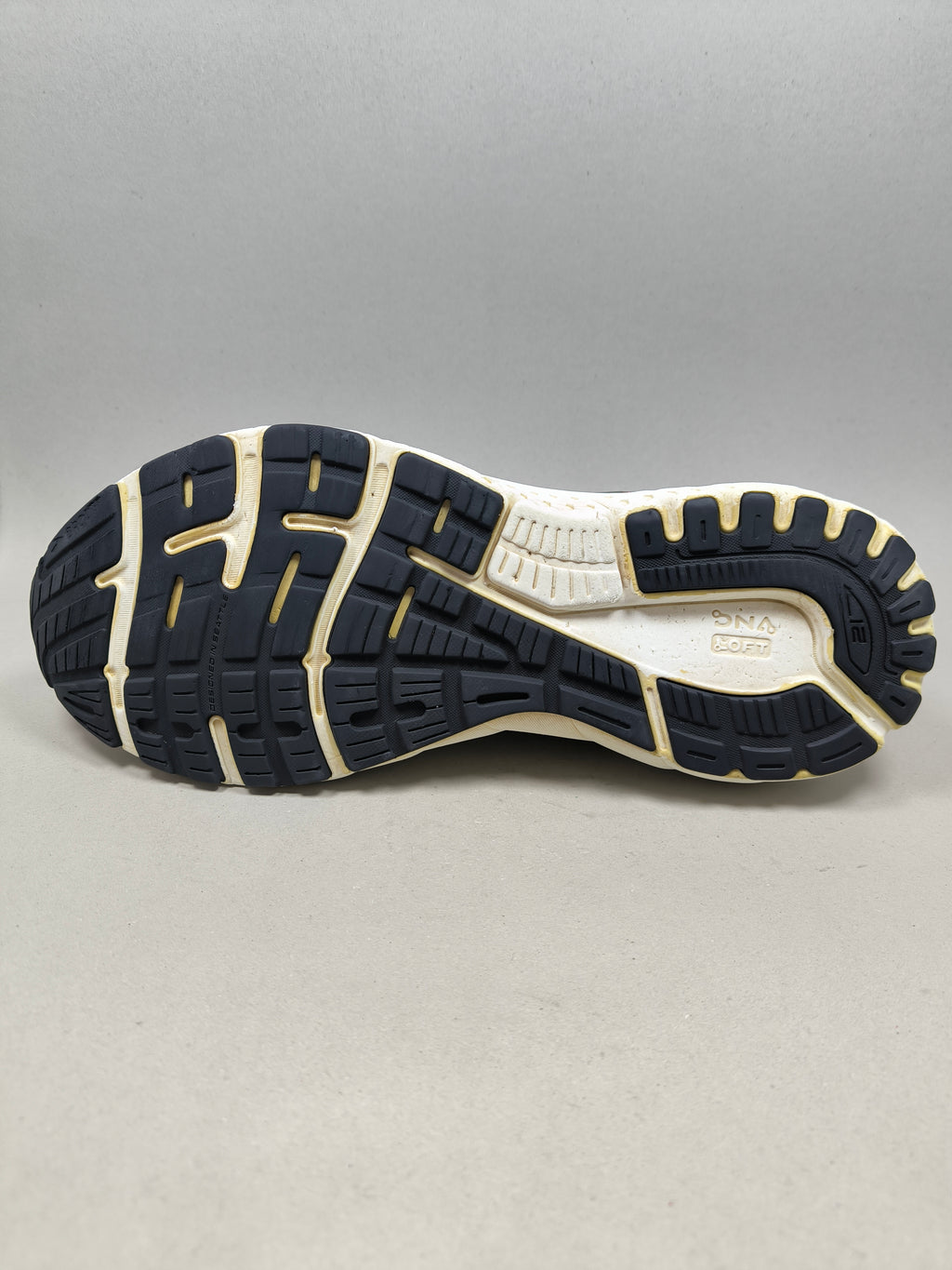 Brooks Adrenaline gts 18 . Size : EUR  43 | Excellent+