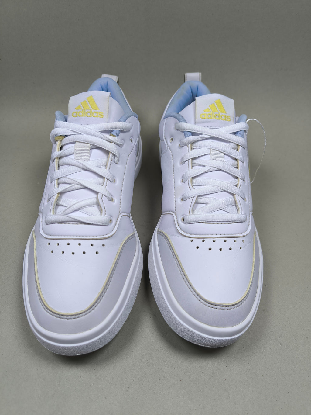 Adidas Park Street . Size : EUR  40.5 | Premium+