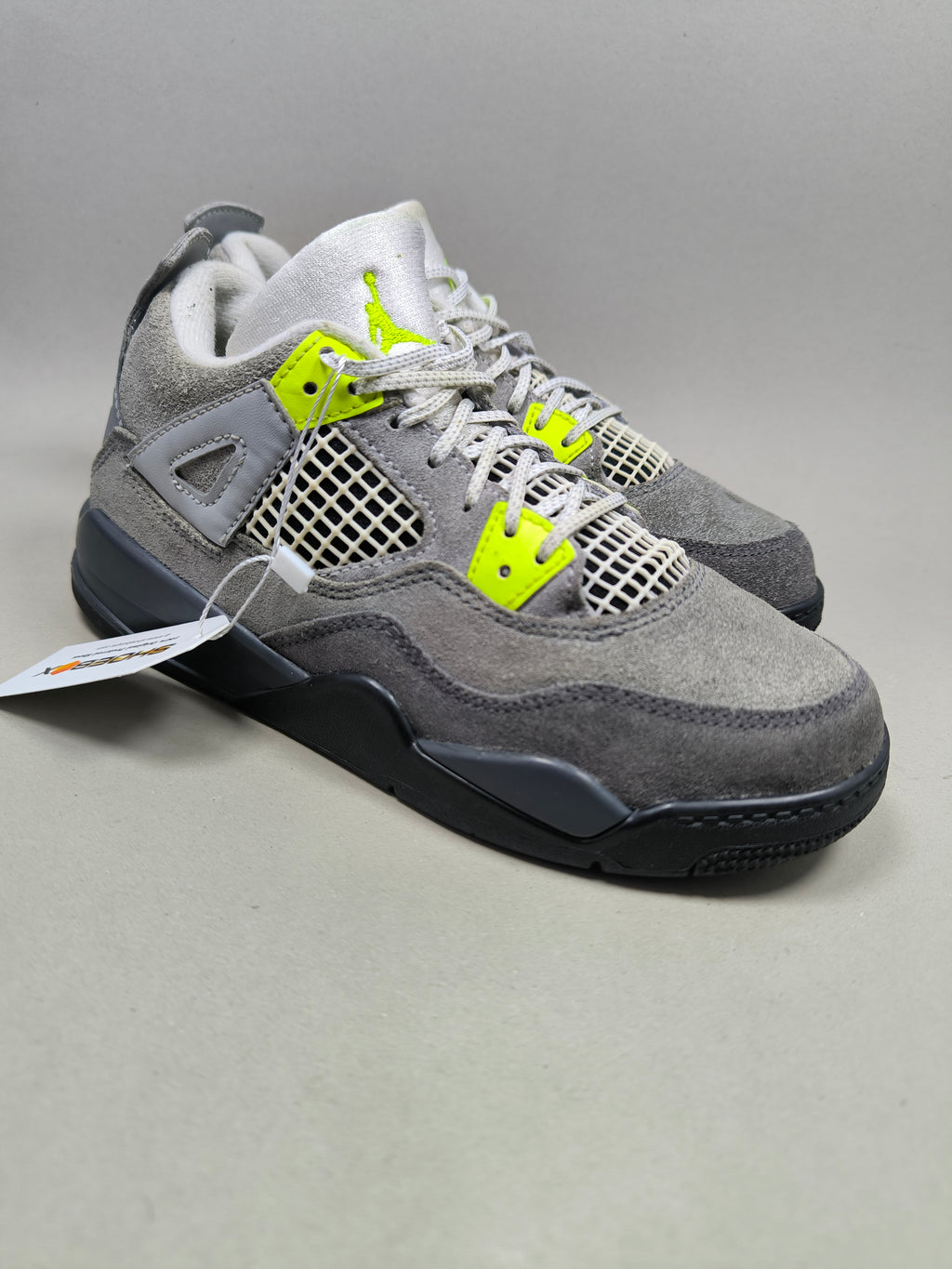 Nike Air Jordan 4 . Size : EUR  33 | Premium