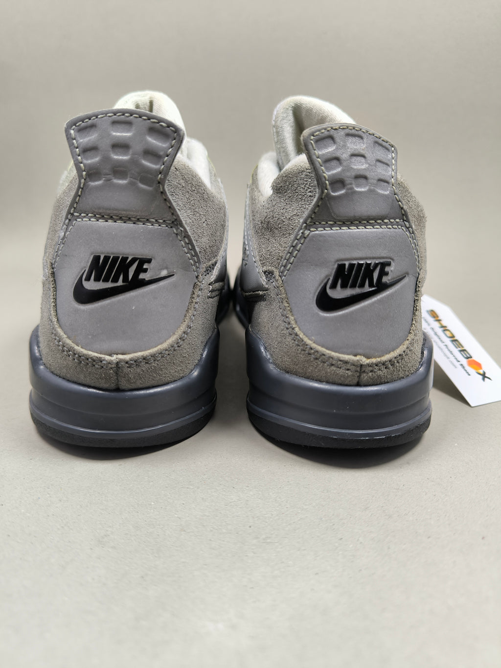 Nike Air Jordan 4 . Size : EUR  33 | Premium