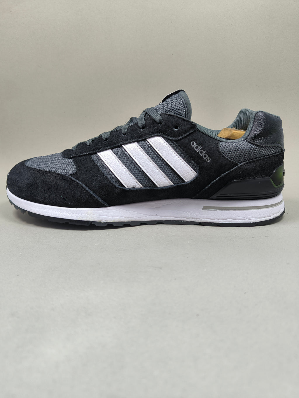 Adidas Run 80s . Size : EUR  45 | Premium
